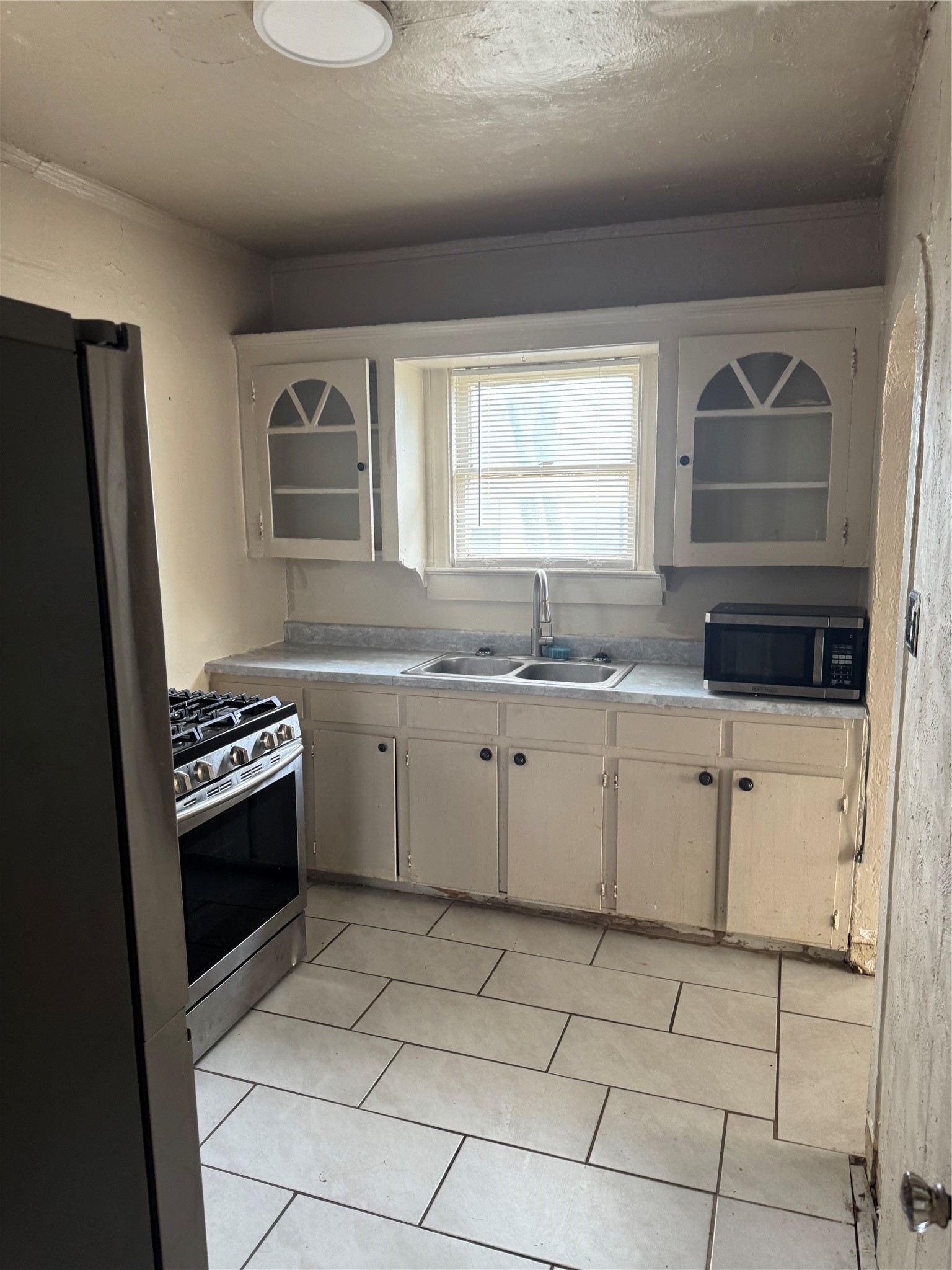 2213 Wheeler Street Property Photo 7