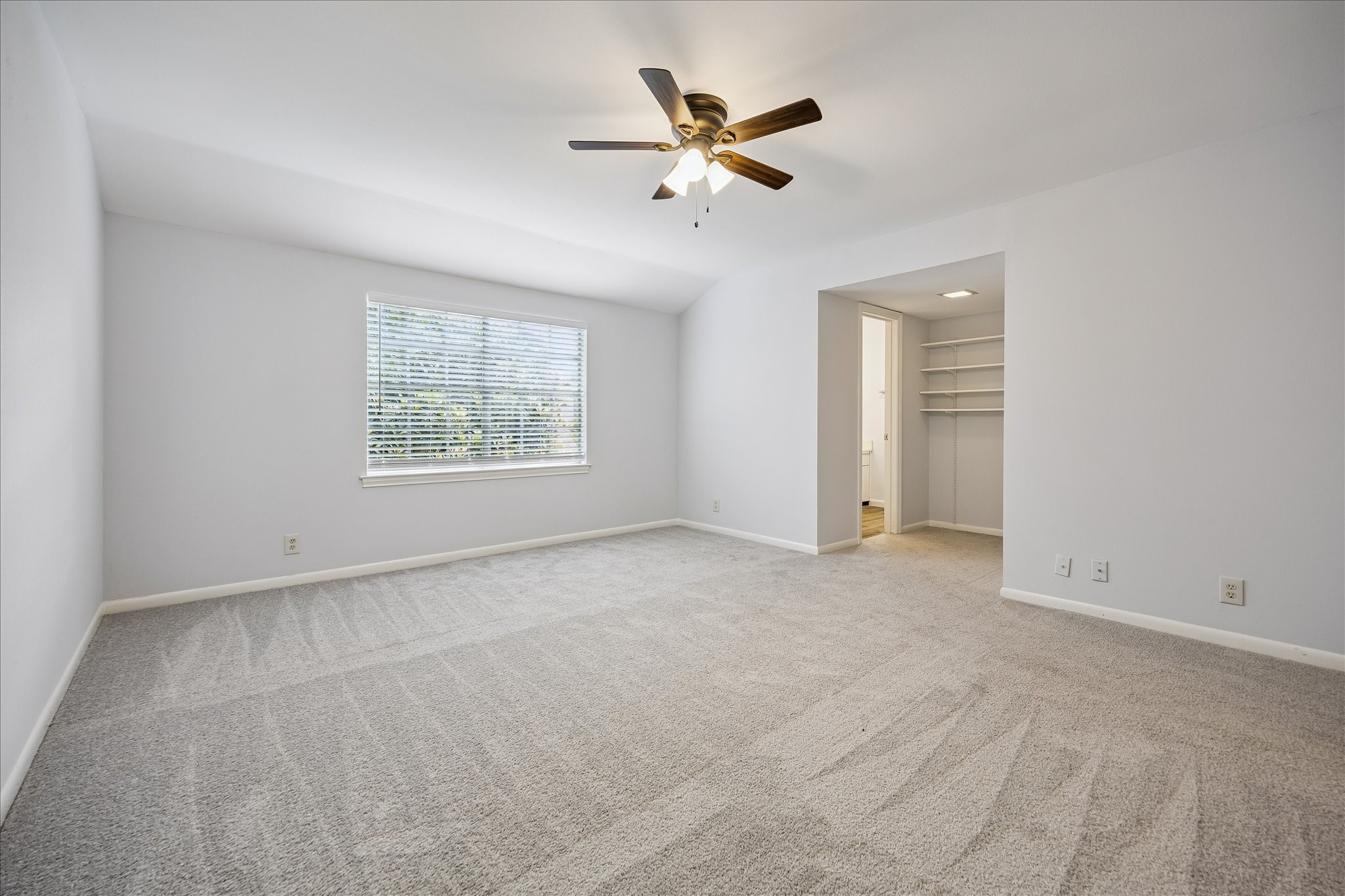 2053 Winrock Boulevard 58 Property Photo 7
