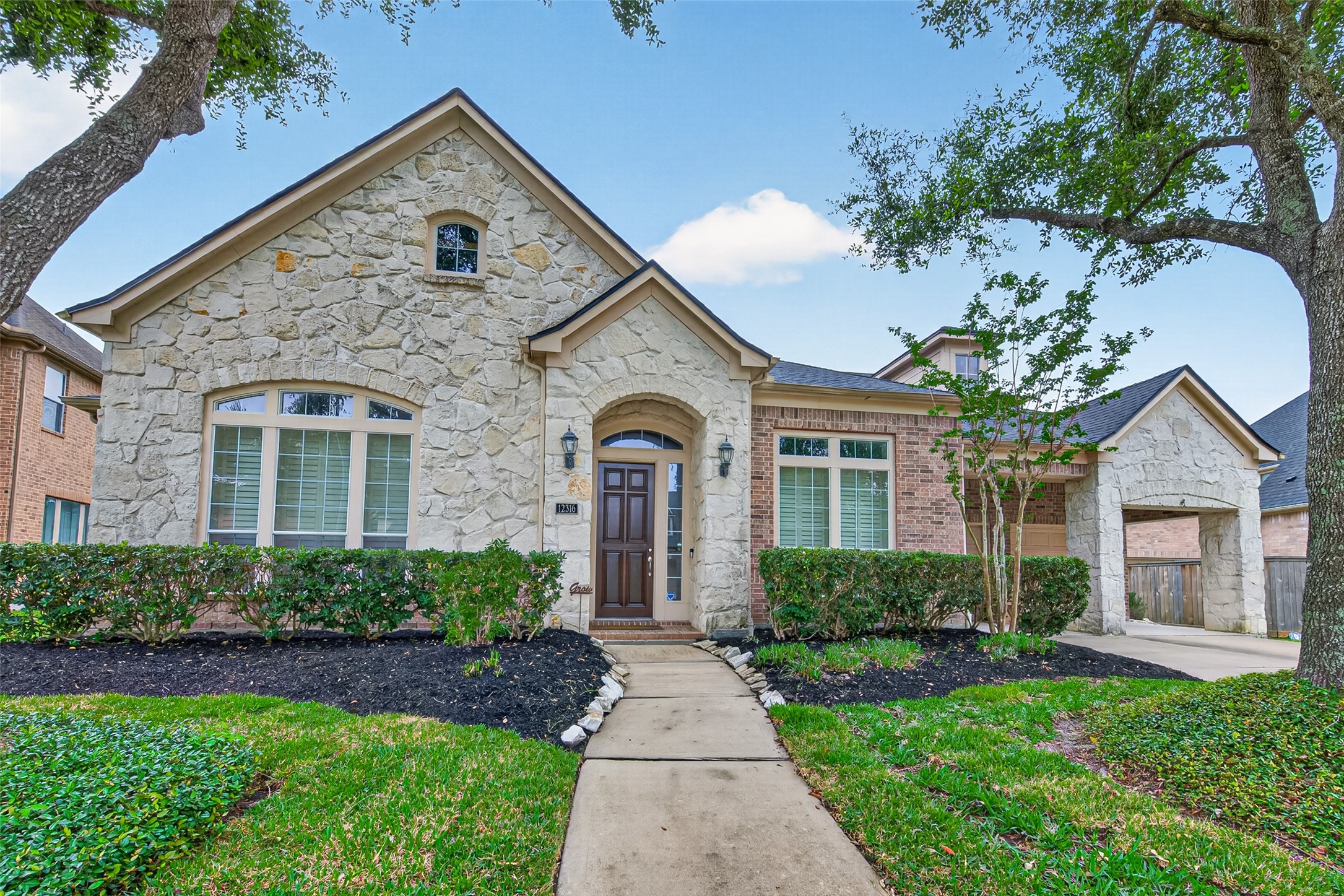 12316 Bend Creek Lane Property Photo 1