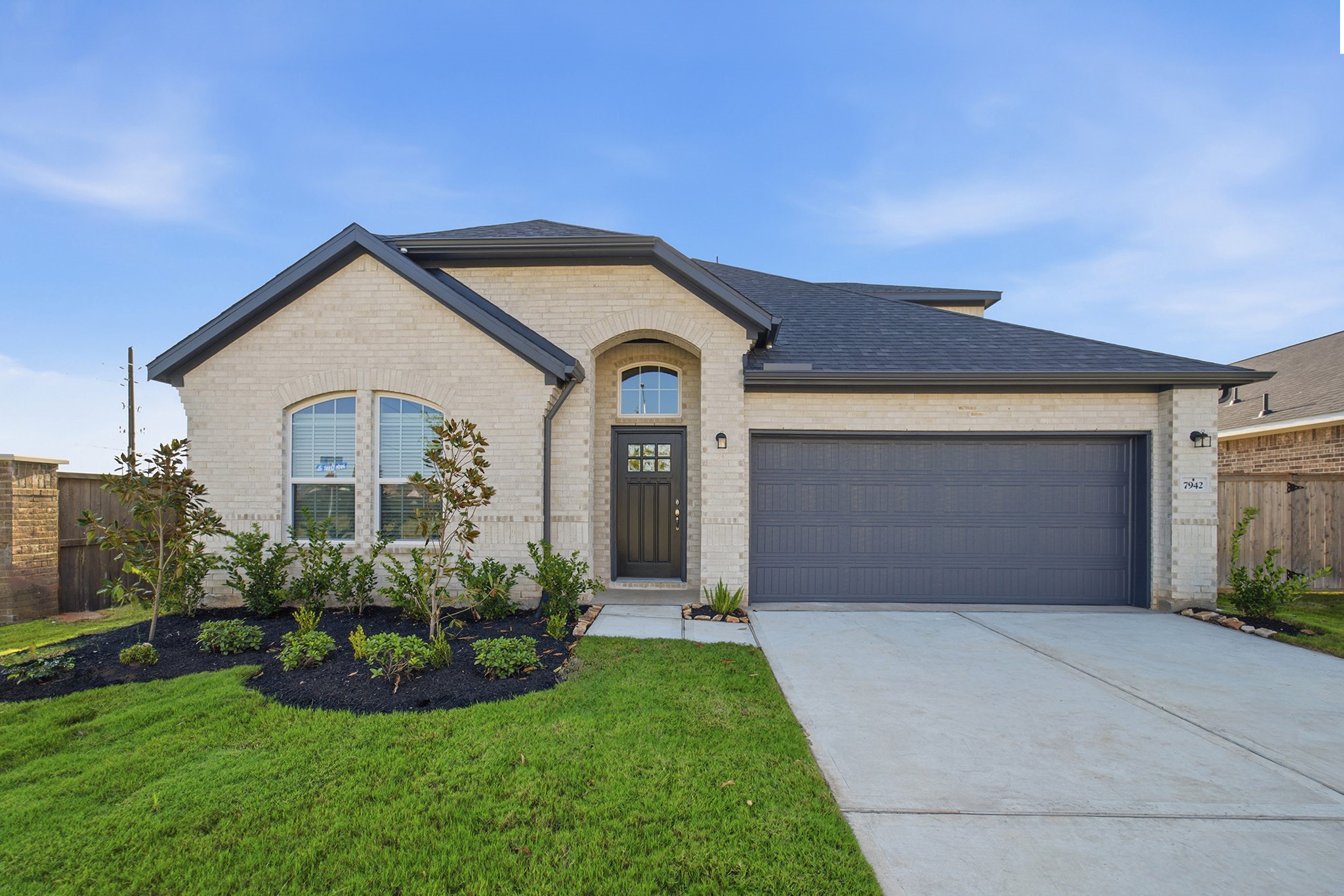 7942 Jade Crest Drive Property Photo 1