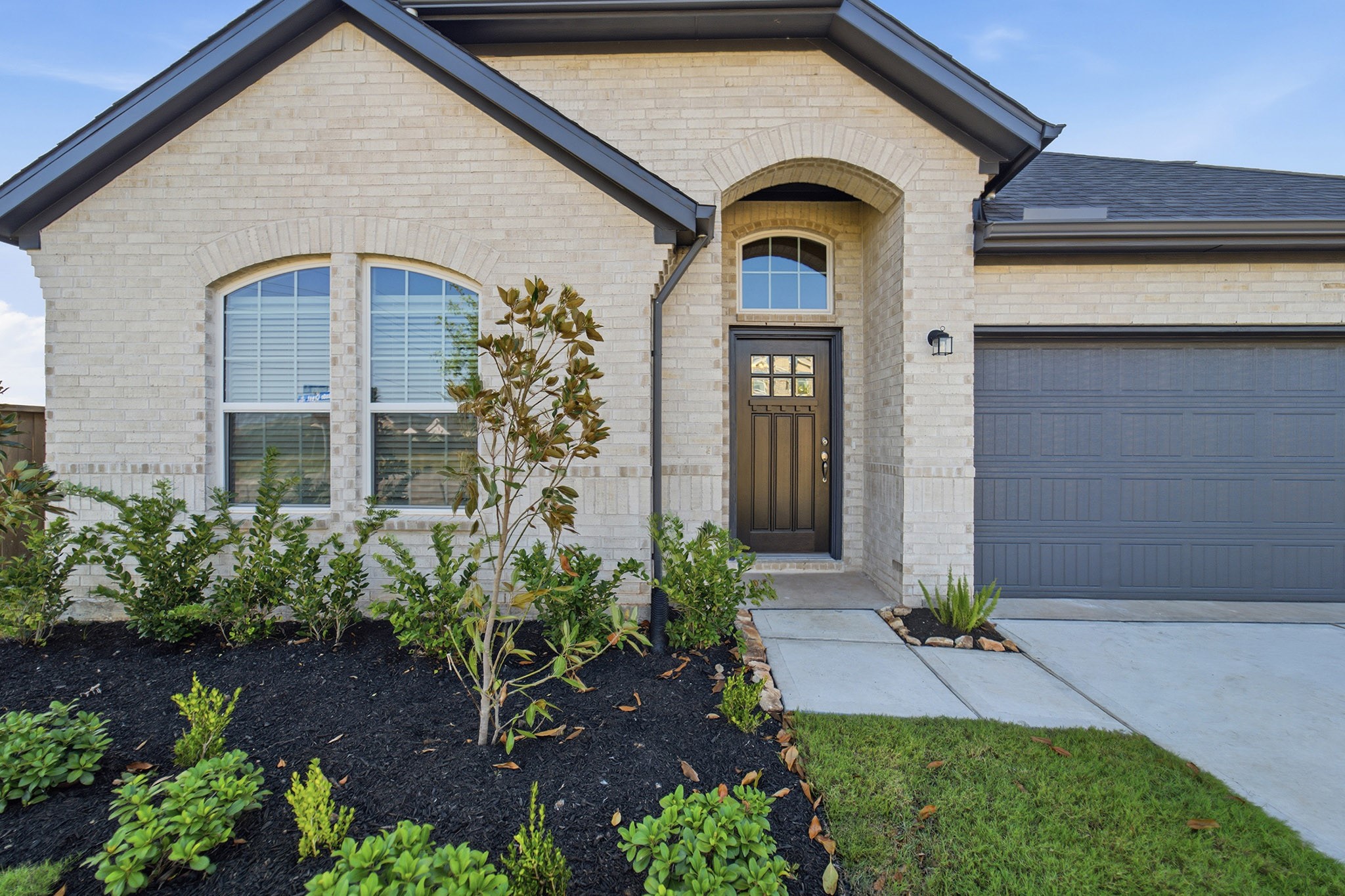 7942 Jade Crest Drive Property Photo 4