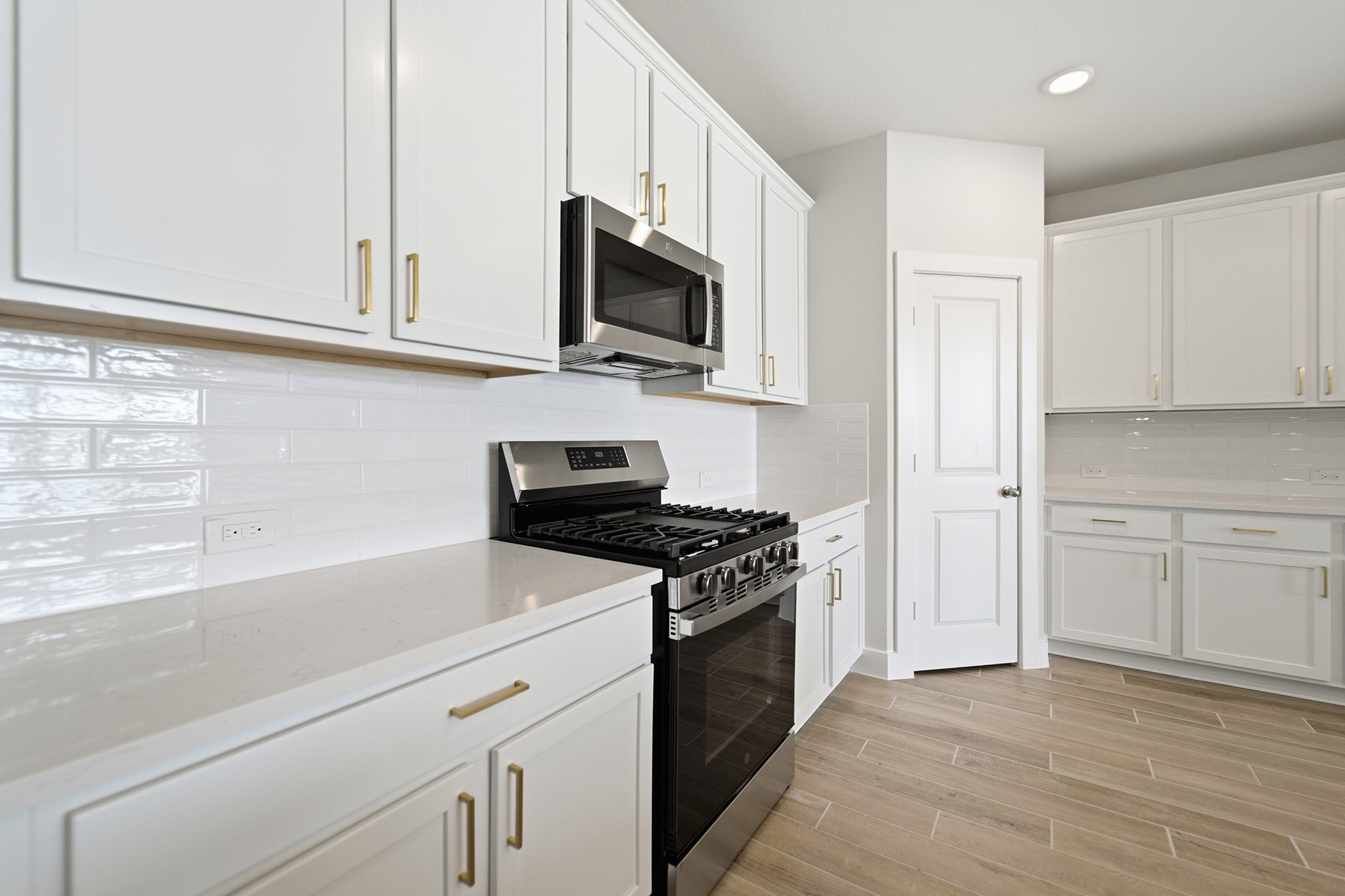 7942 Jade Crest Drive Property Photo 12