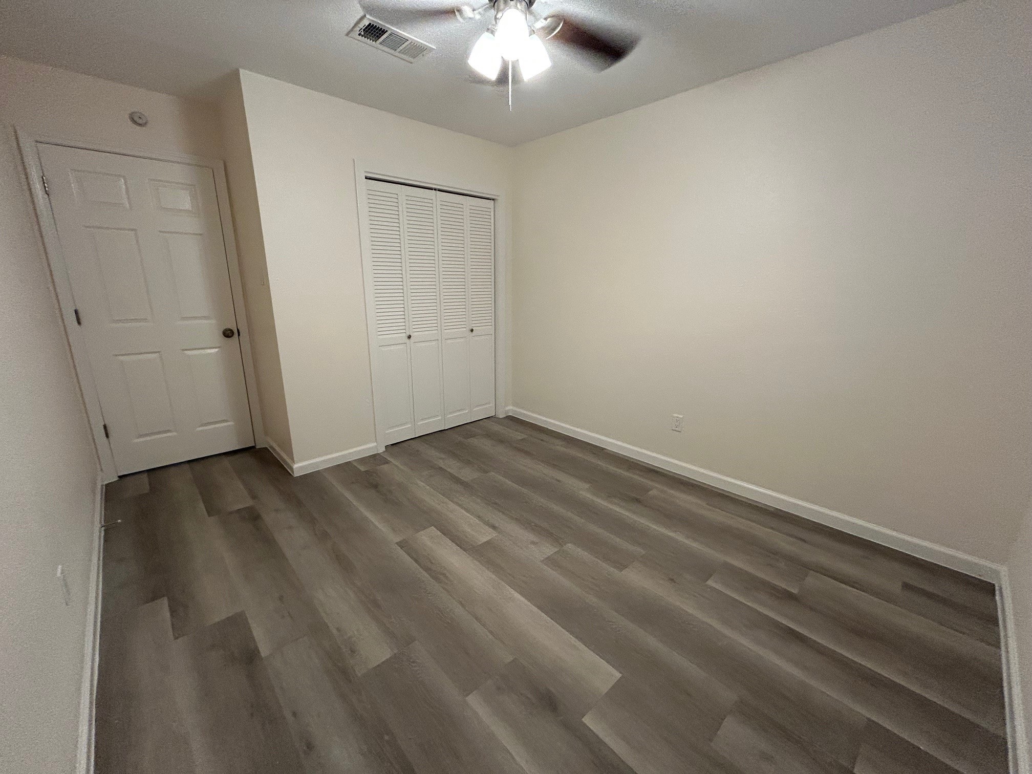 3210 Valley Brook Drive Property Photo 10