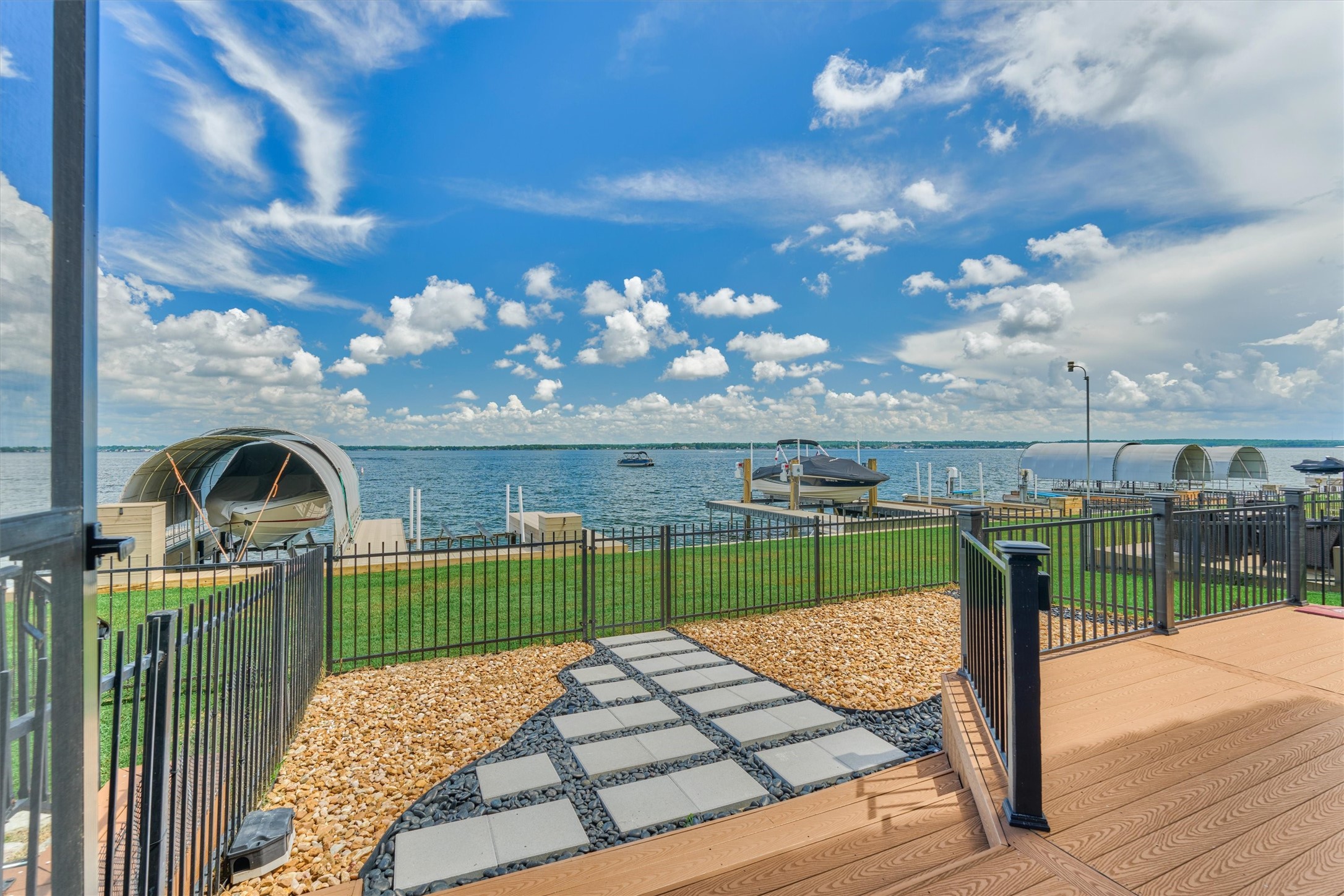 4 Regency Point Property Photo 35