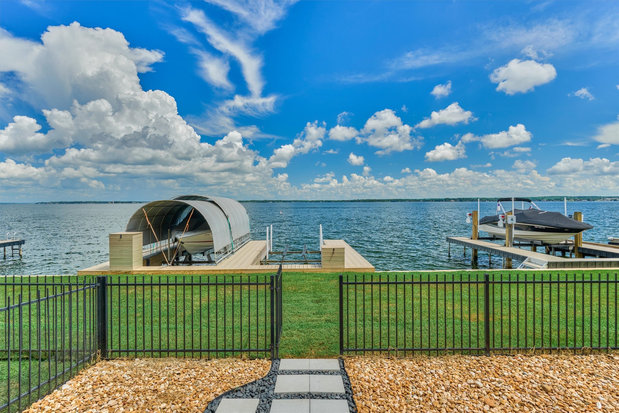 4 Regency Point Property Photo 36