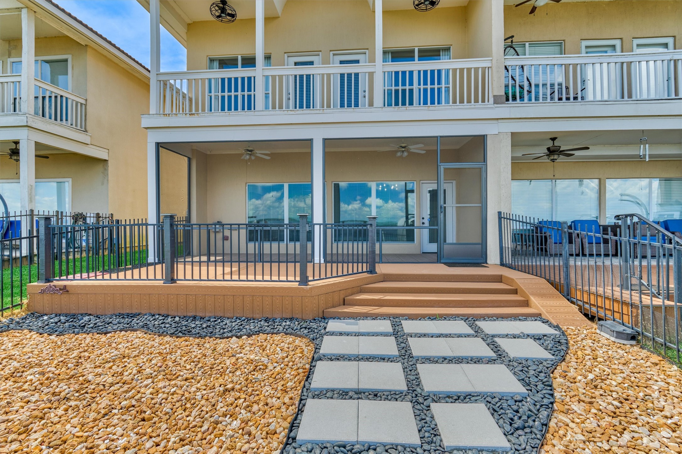 4 Regency Point Property Photo 40