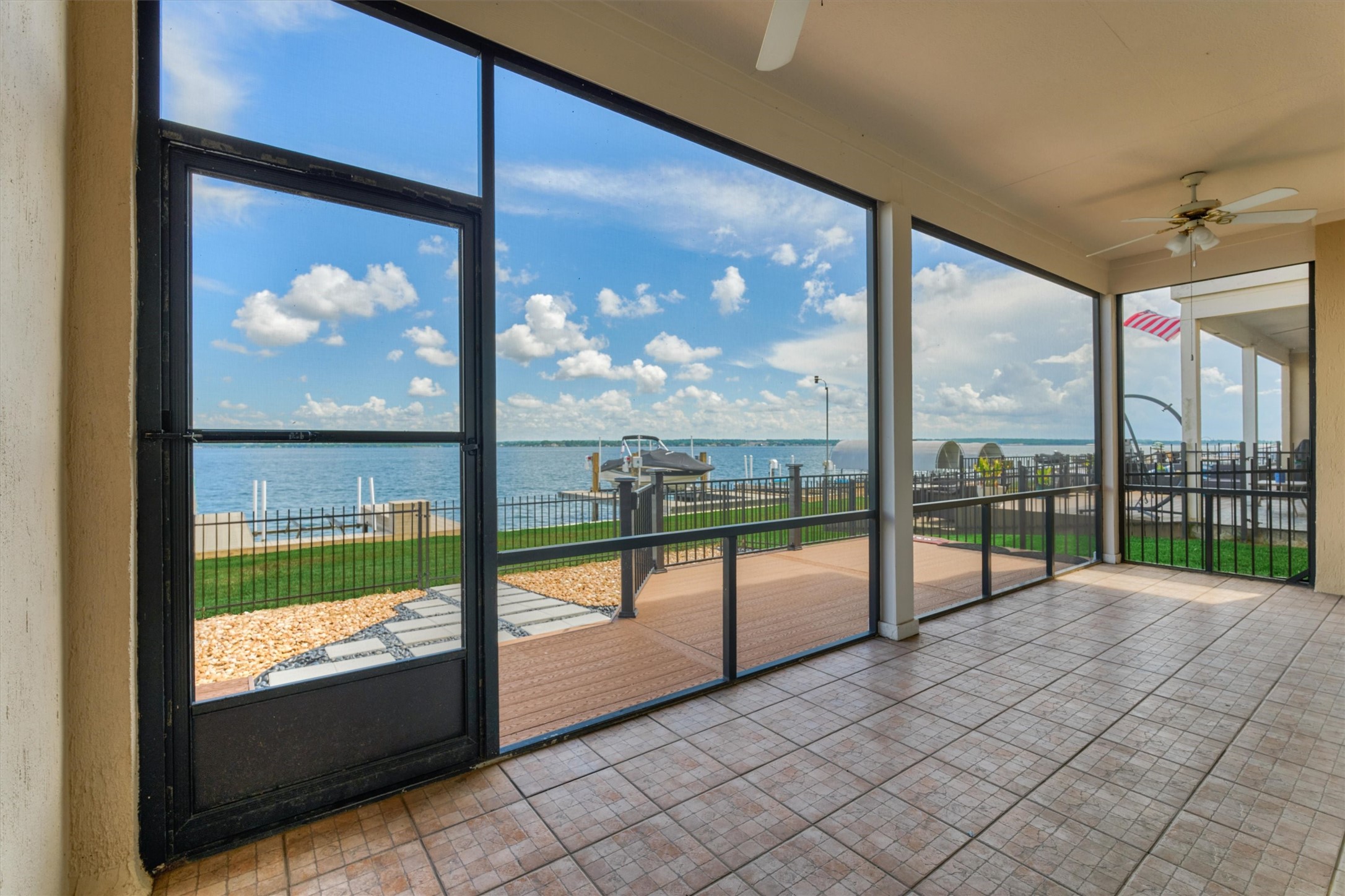 4 Regency Point Property Photo 41
