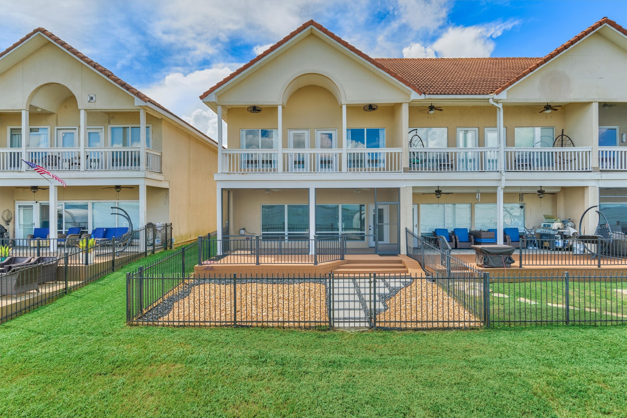 4 Regency Point Property Photo 41