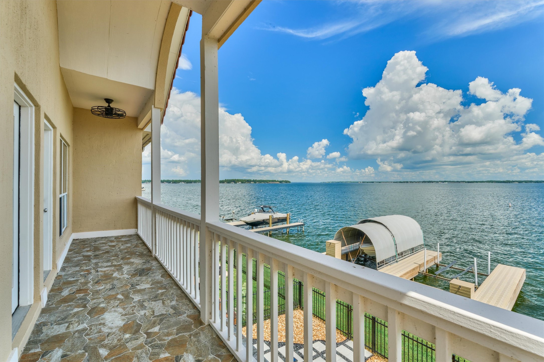 4 Regency Point Property Photo 44