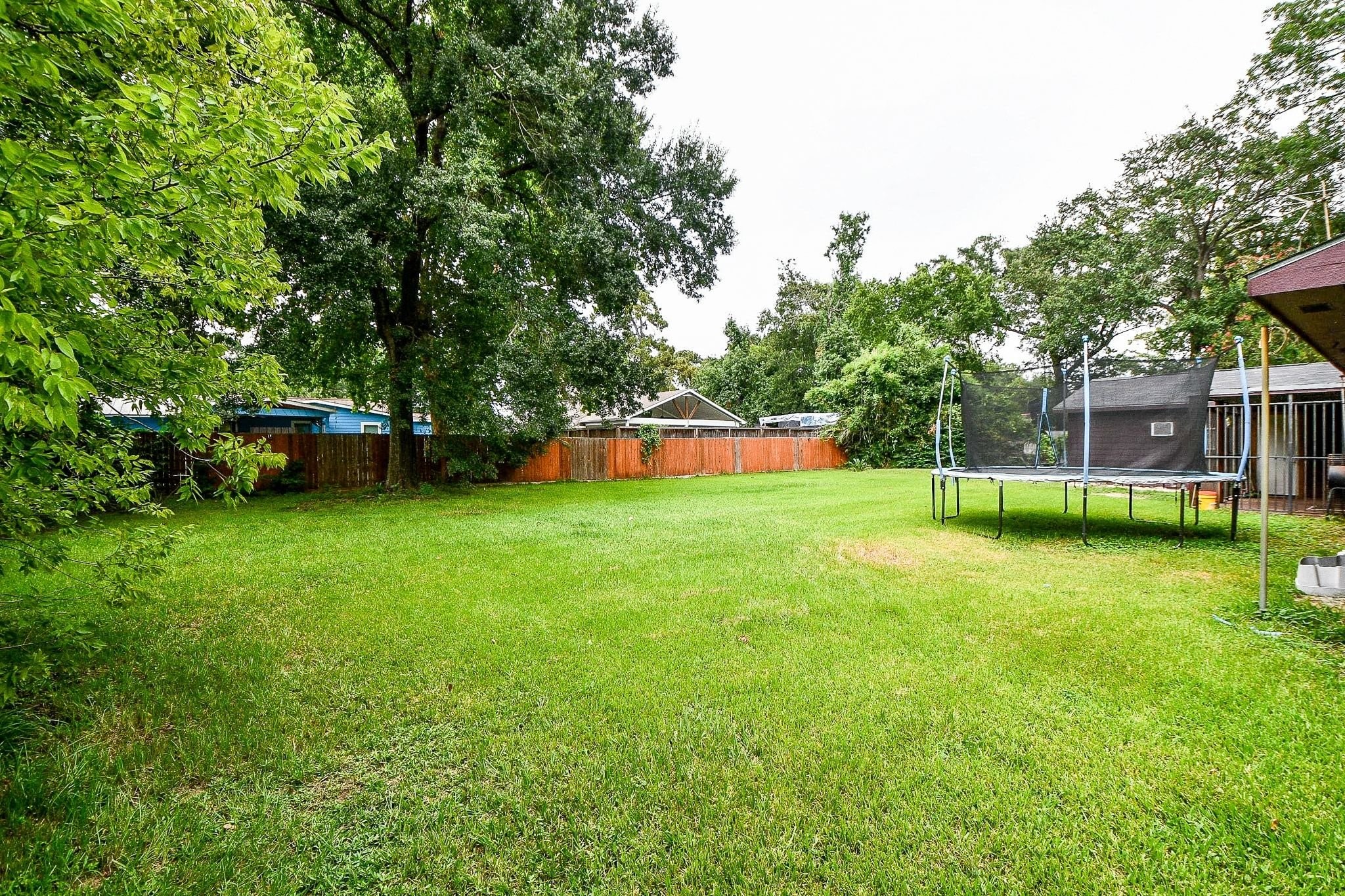 9037 Crestview Drive Property Photo 15