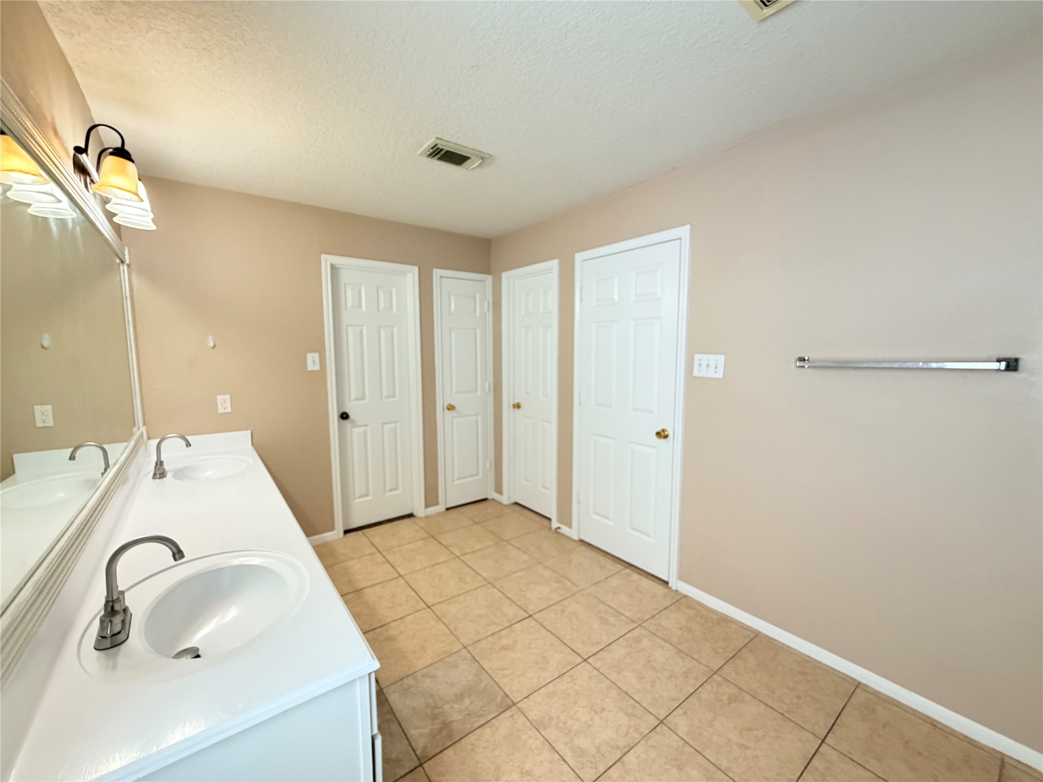 15423 Fir Woods Lane Property Photo 30