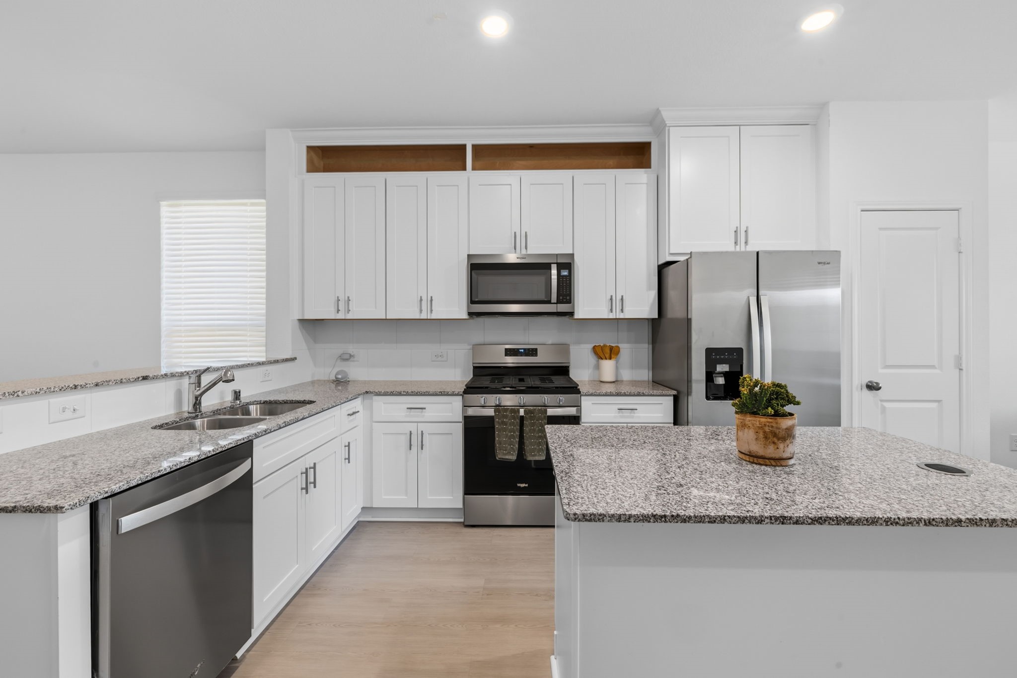15222 Canyon Rapids Road Property Photo 6