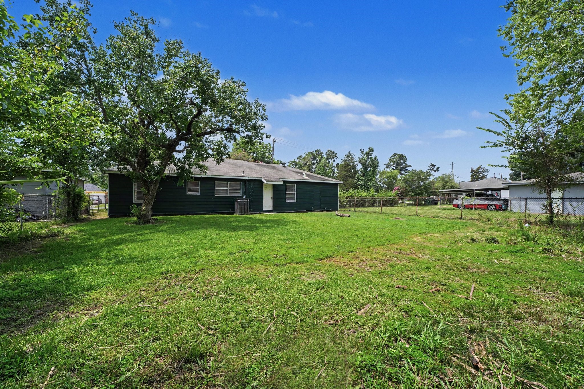 8433 Woodlyn Road Property Photo 18