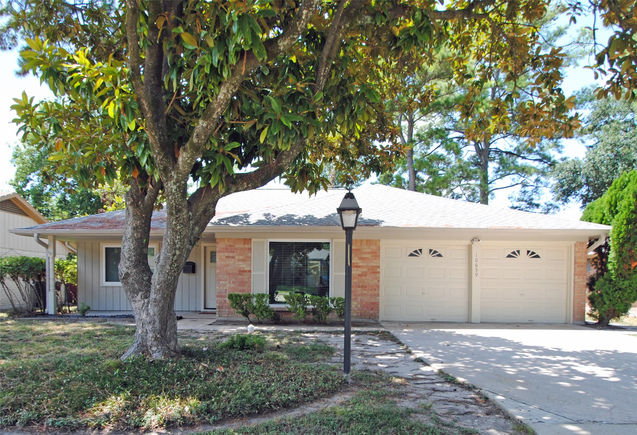 10659 Northbrook Drive Property Photo 1