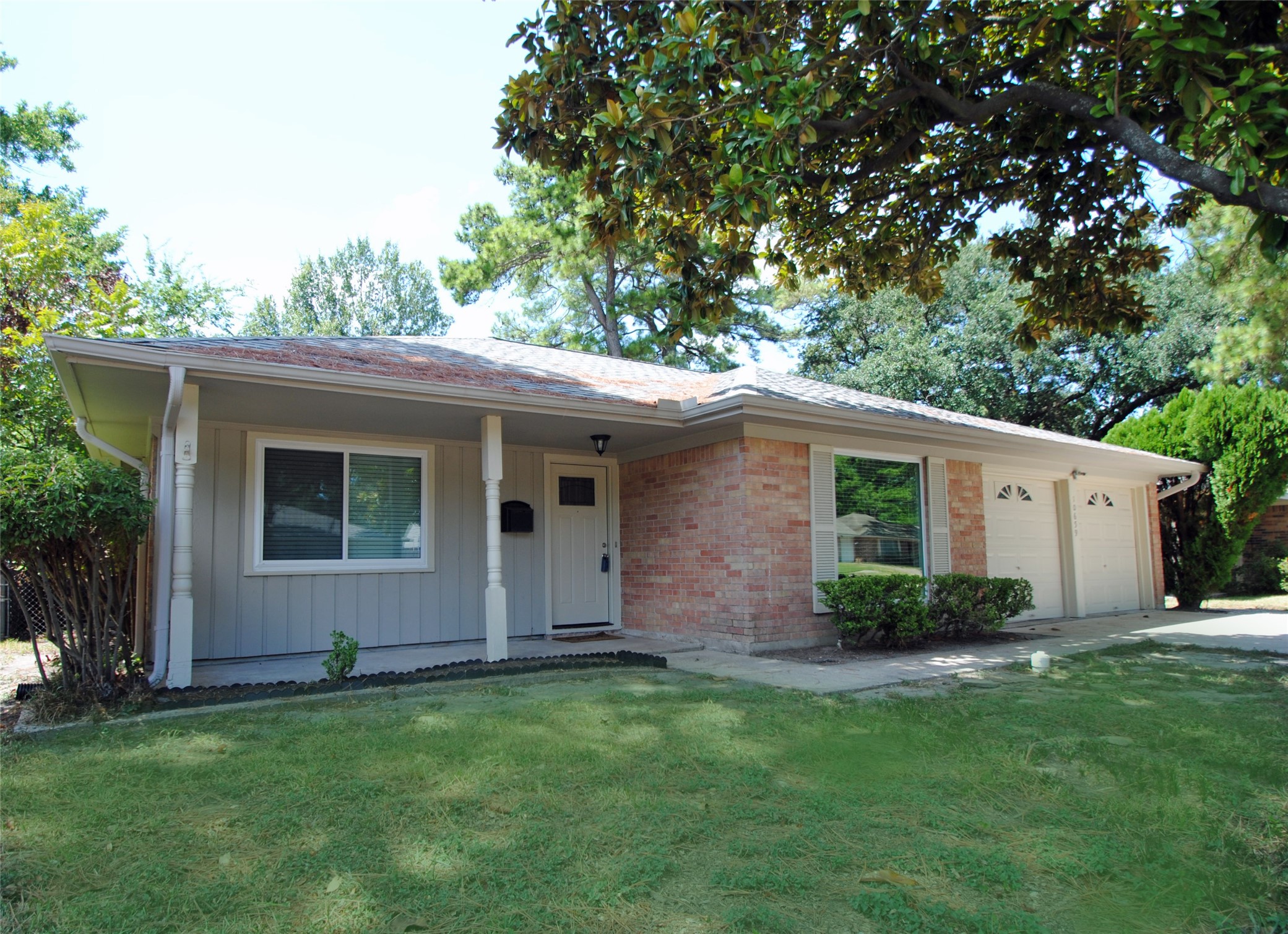 10659 Northbrook Drive Property Photo 2