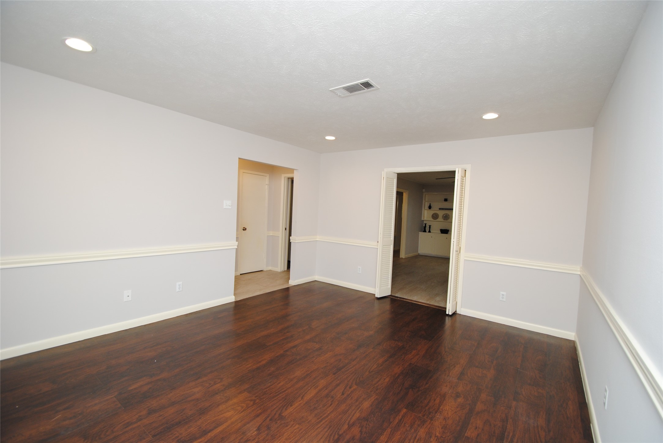 10659 Northbrook Drive Property Photo 4
