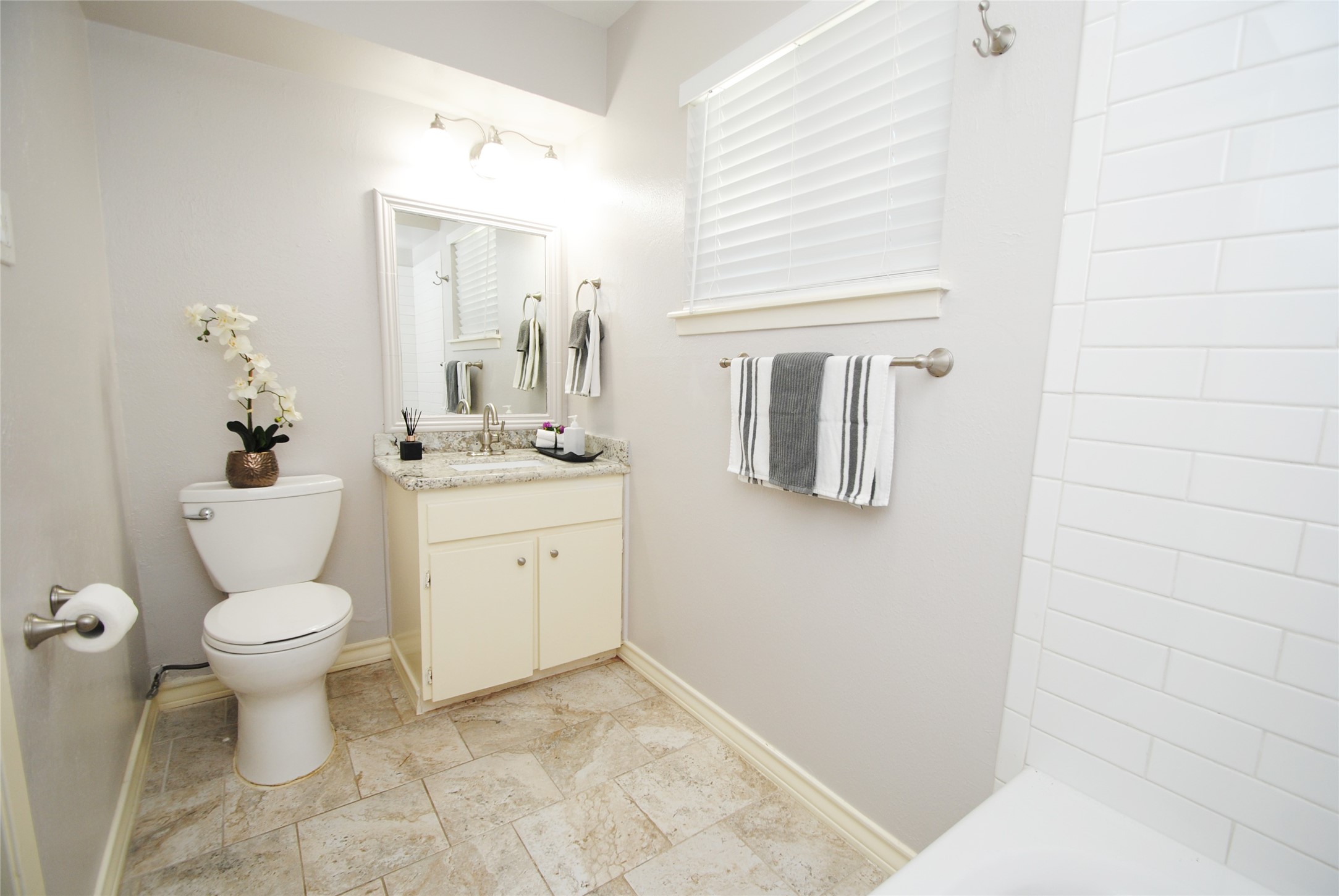 10659 Northbrook Drive Property Photo 17