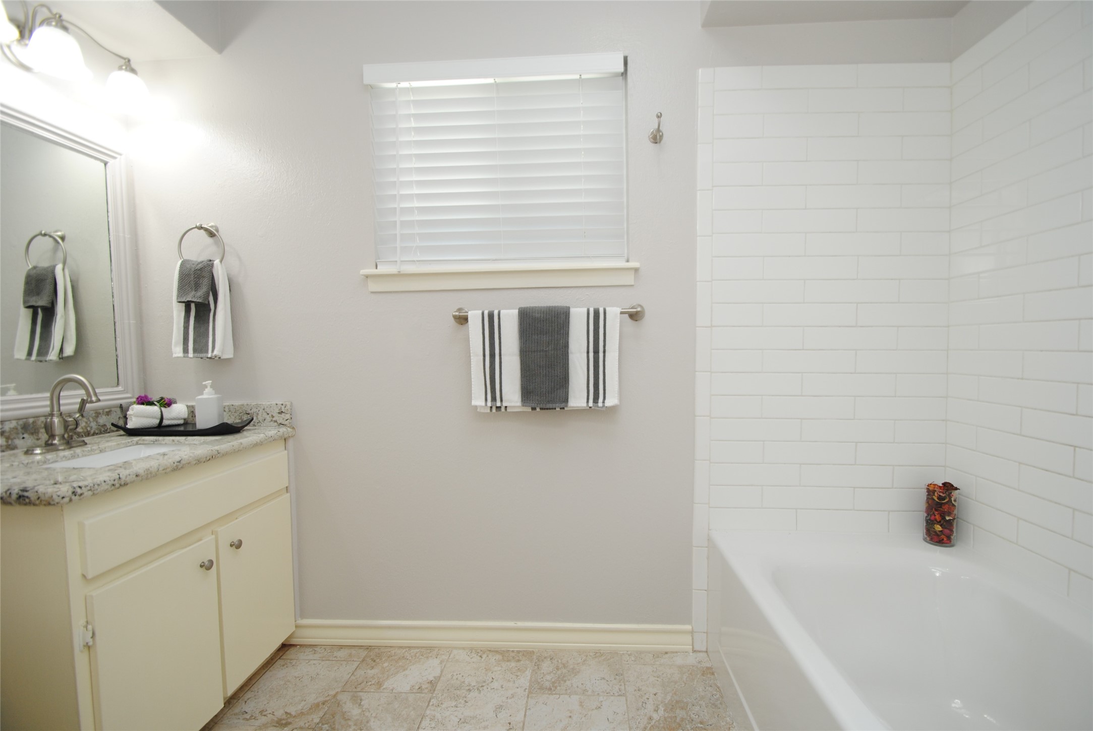 10659 Northbrook Drive Property Photo 18