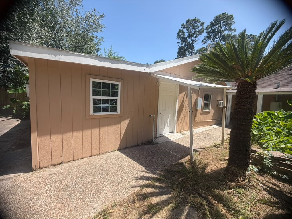 17718 E Strack Drive Property Photo 1