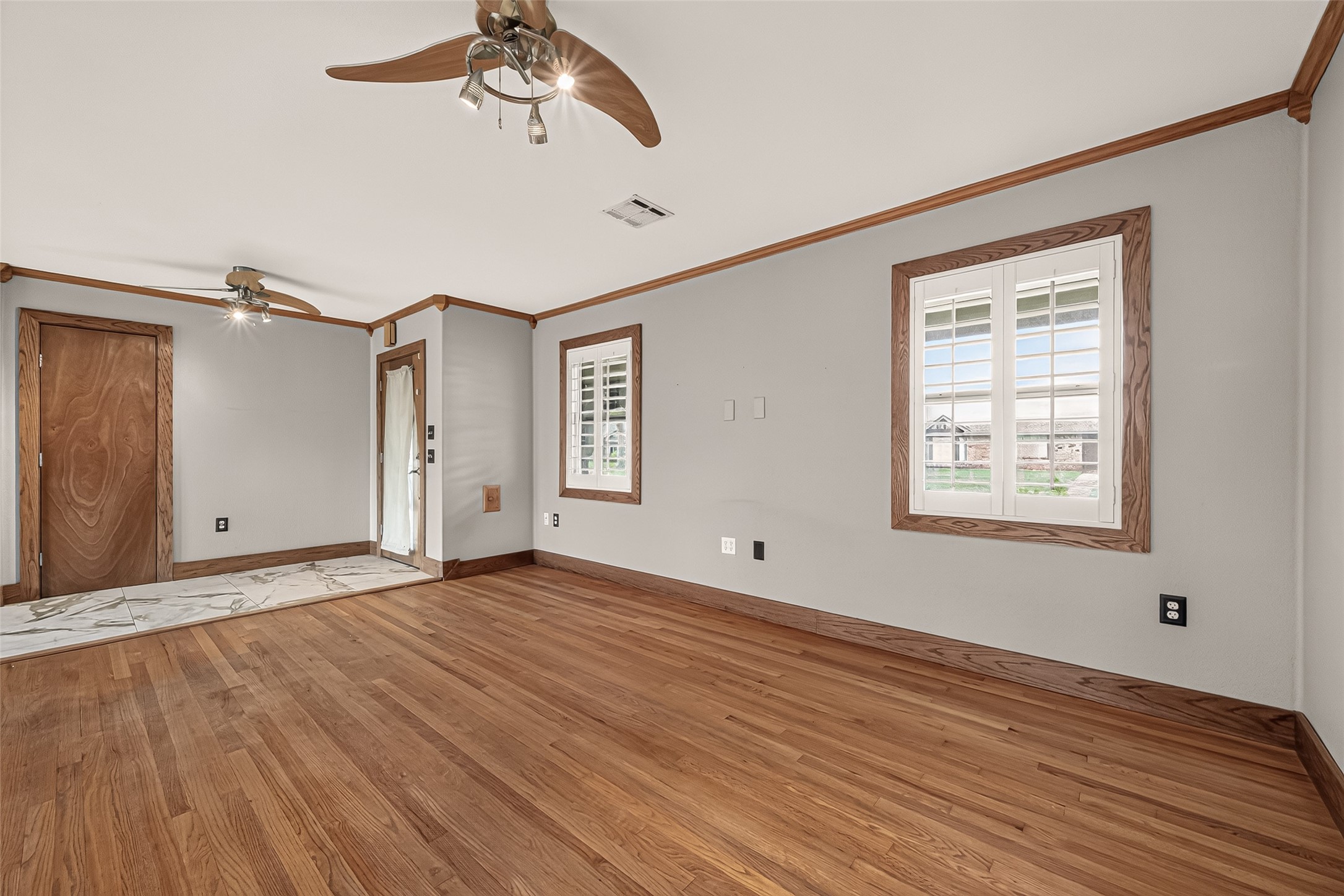 2210 Lazybrook Drive Property Photo 5