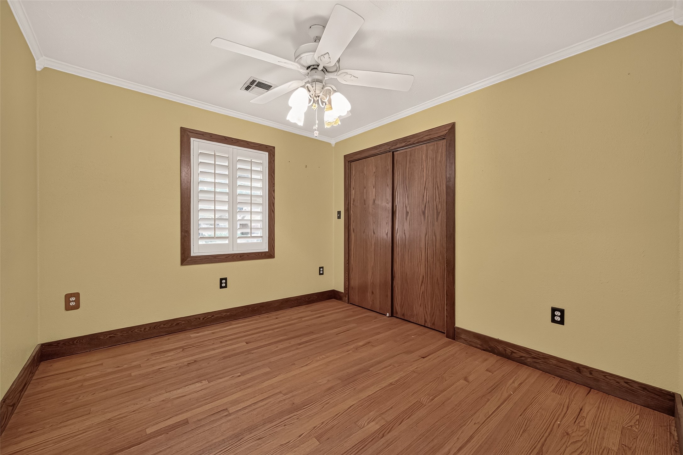 2210 Lazybrook Drive Property Photo 12