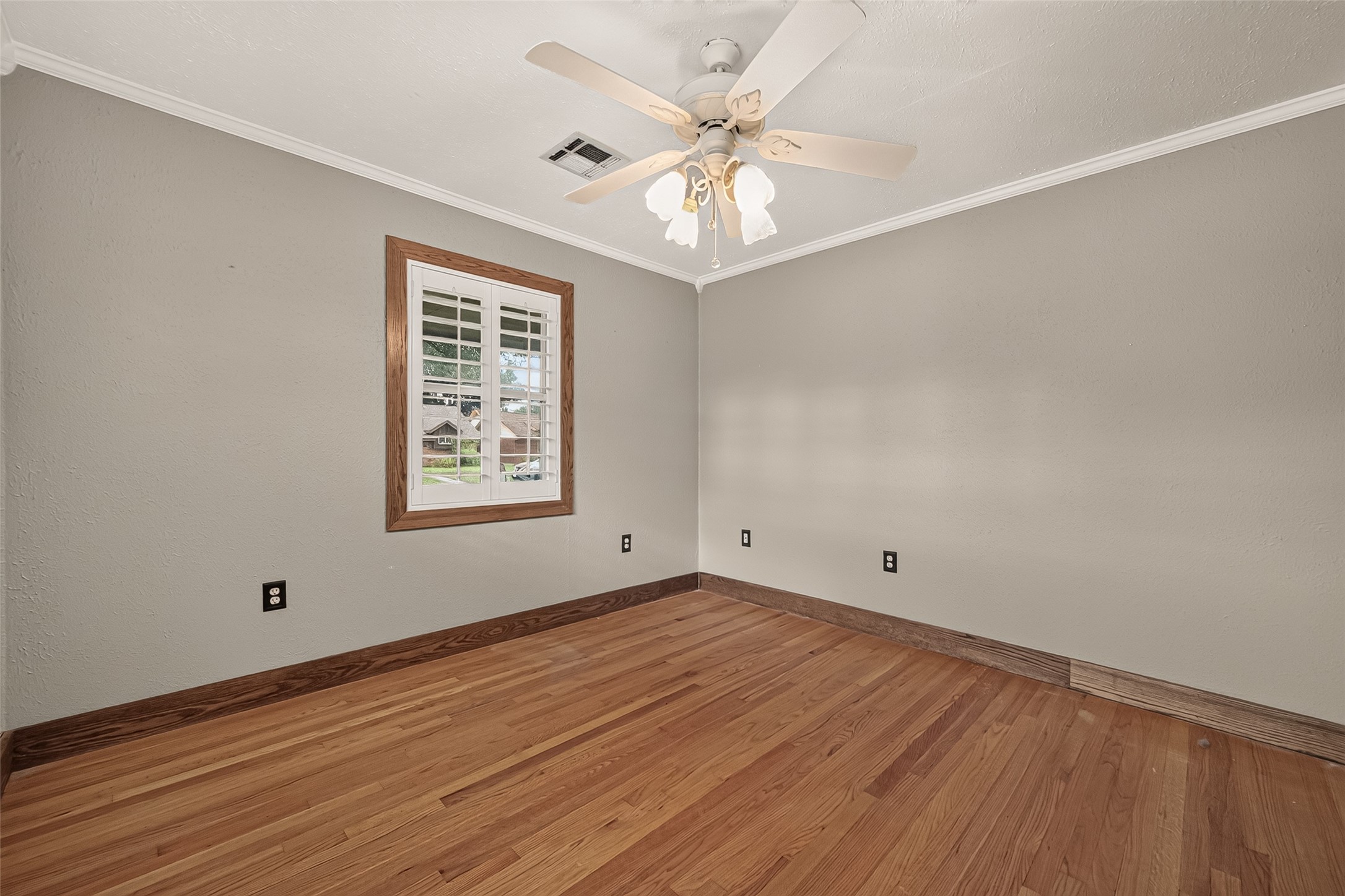 2210 Lazybrook Drive Property Photo 13