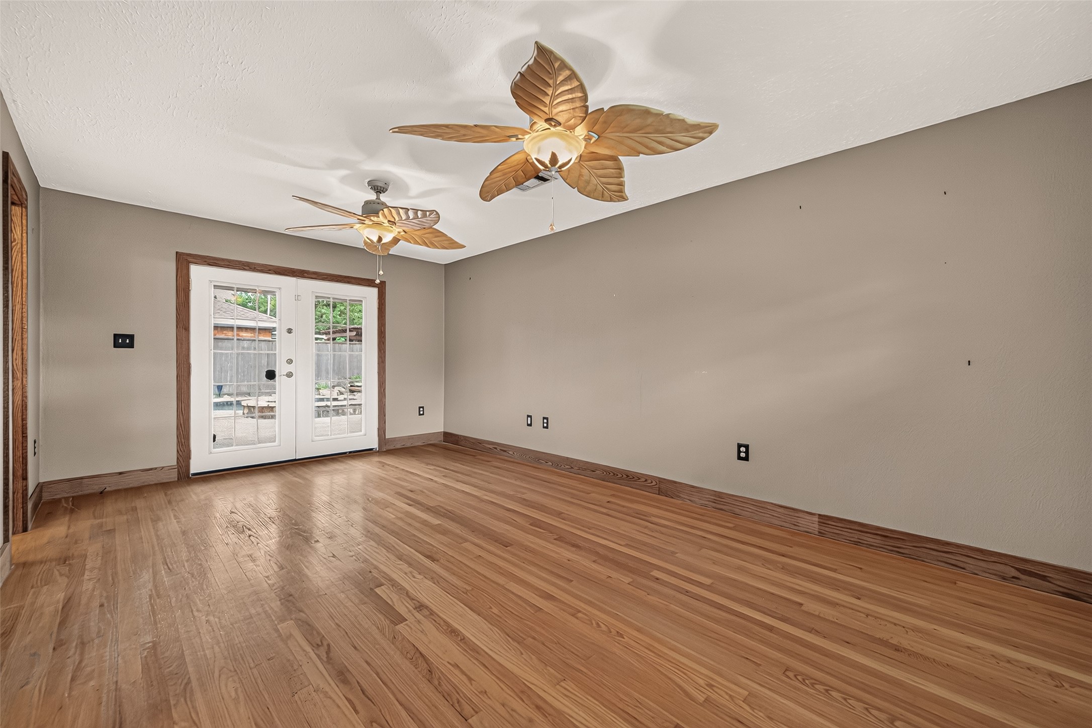 2210 Lazybrook Drive Property Photo 17