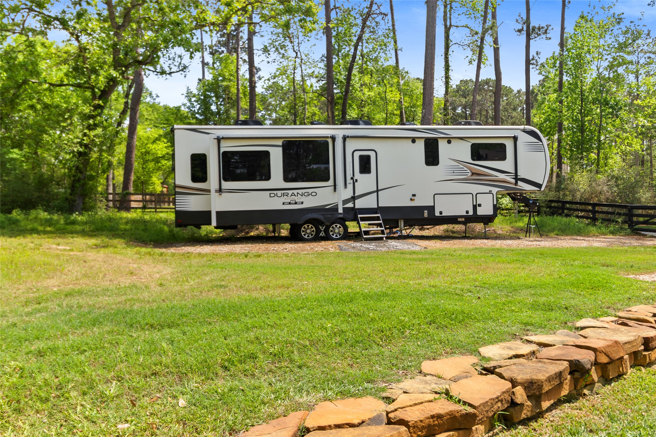 33210 Walnut Crossing Property Photo 44