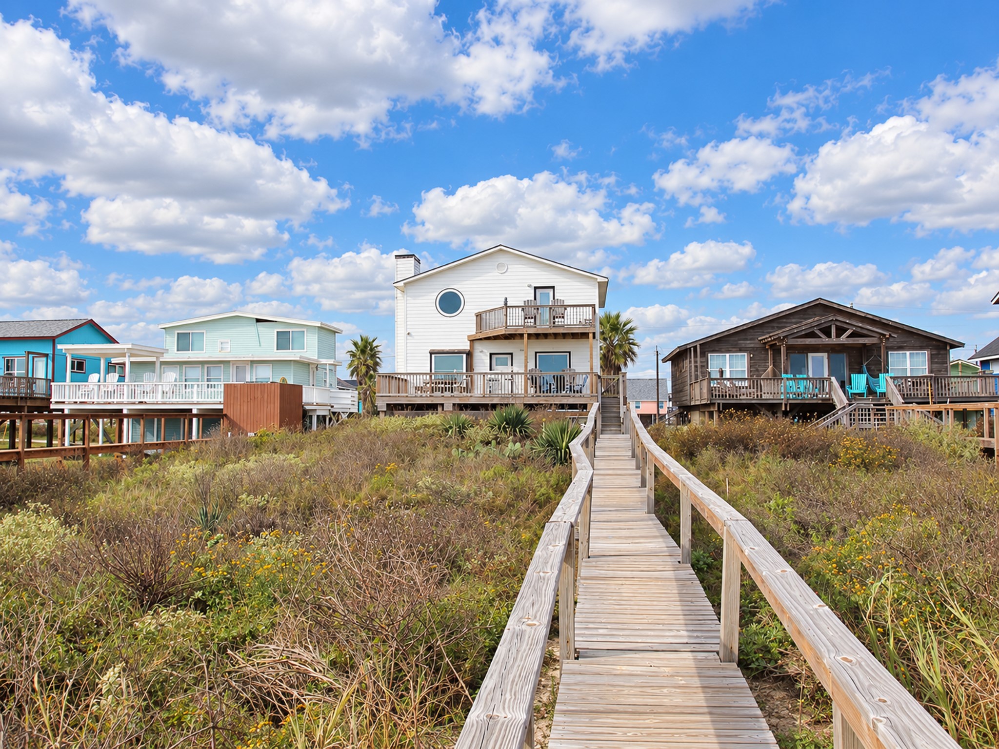 1648 Sandpebble Place Property Photo 3