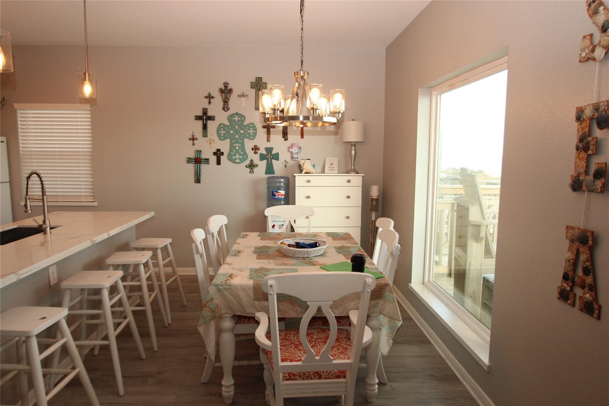 1648 Sandpebble Place Property Photo 9