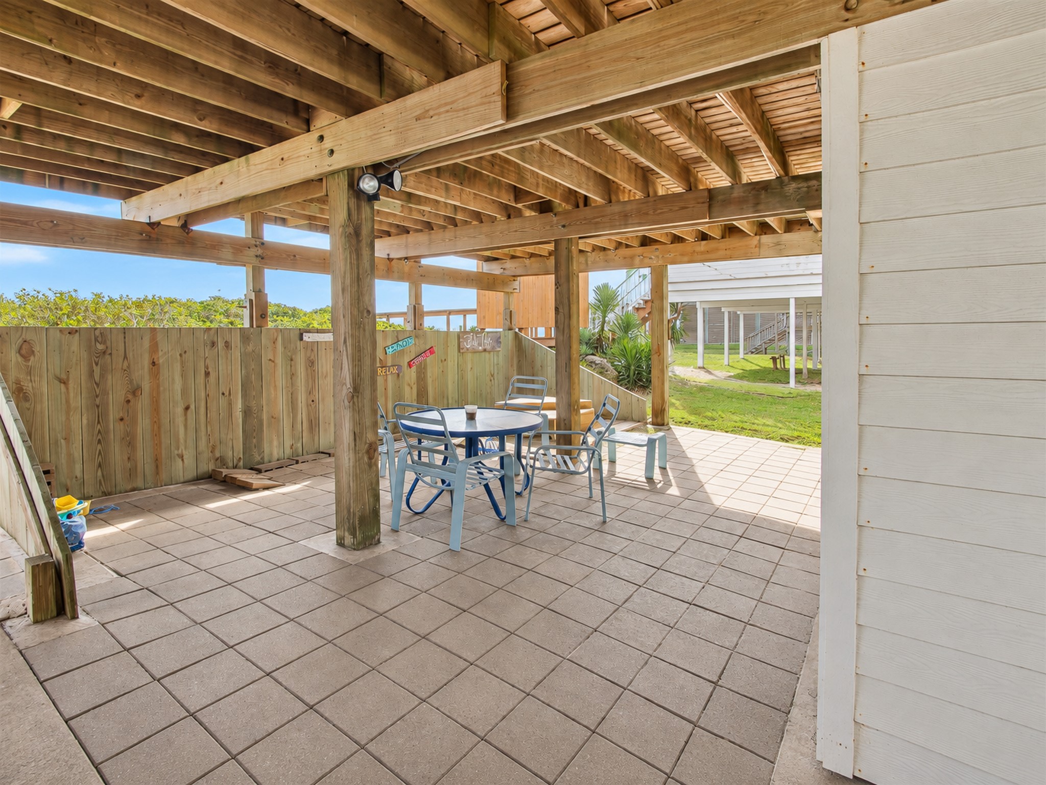 1648 Sandpebble Place Property Photo 13