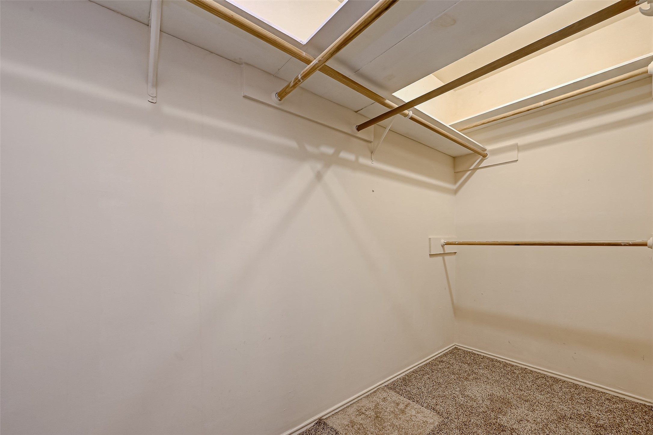 2102 Creekshire Drive Property Photo 21