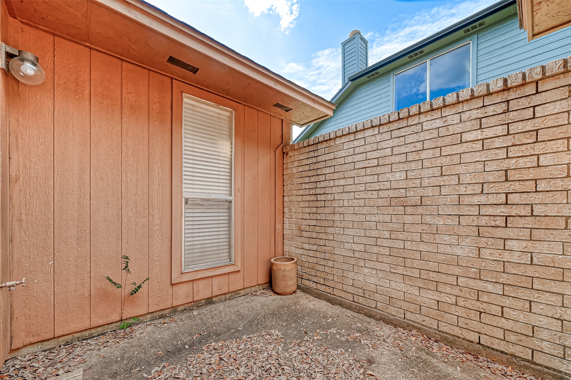 2102 Creekshire Drive Property Photo 28