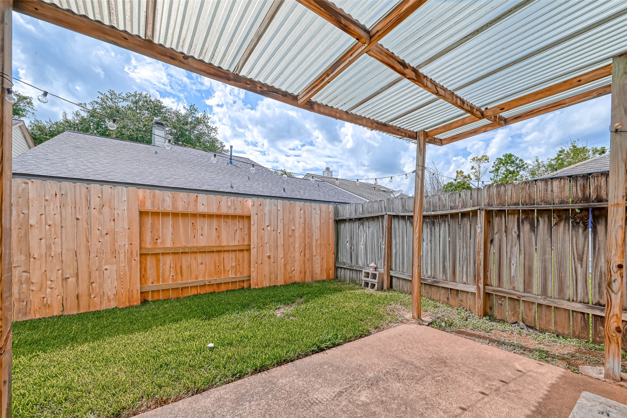 2102 Creekshire Drive Property Photo 34