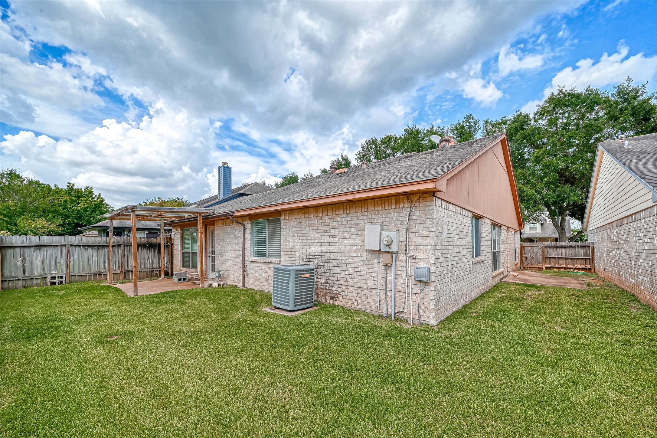 2102 Creekshire Drive Property Photo 37