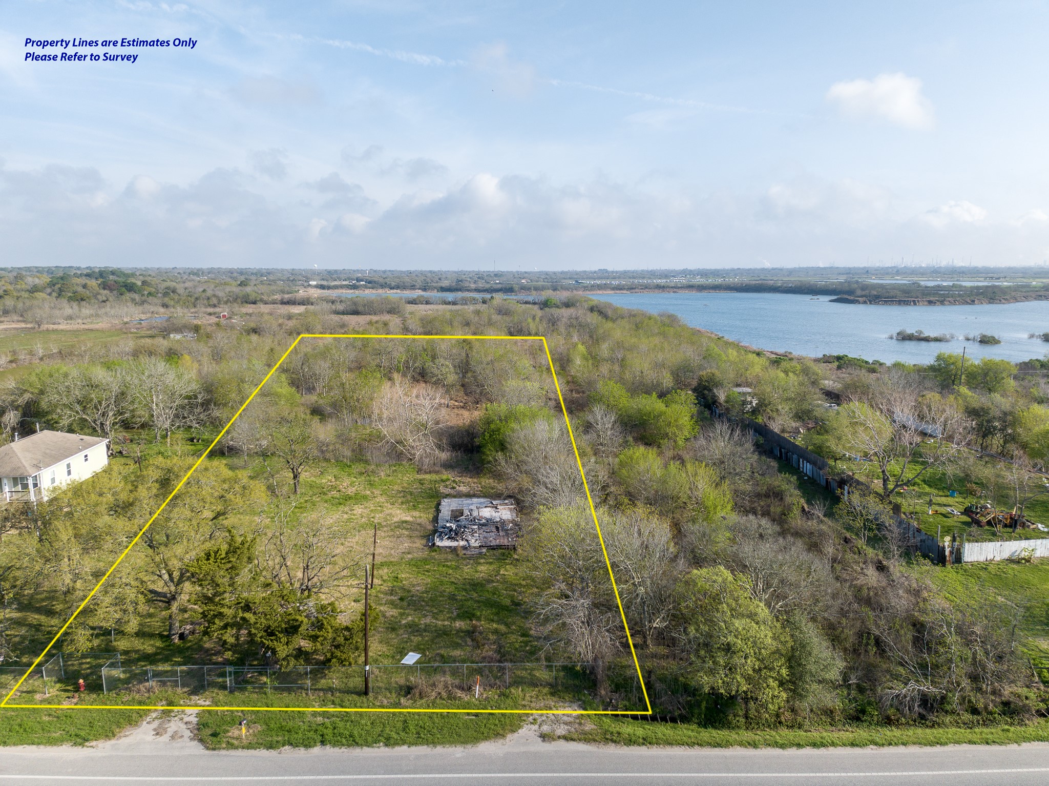 5614 Highway 6 Property Photo 1