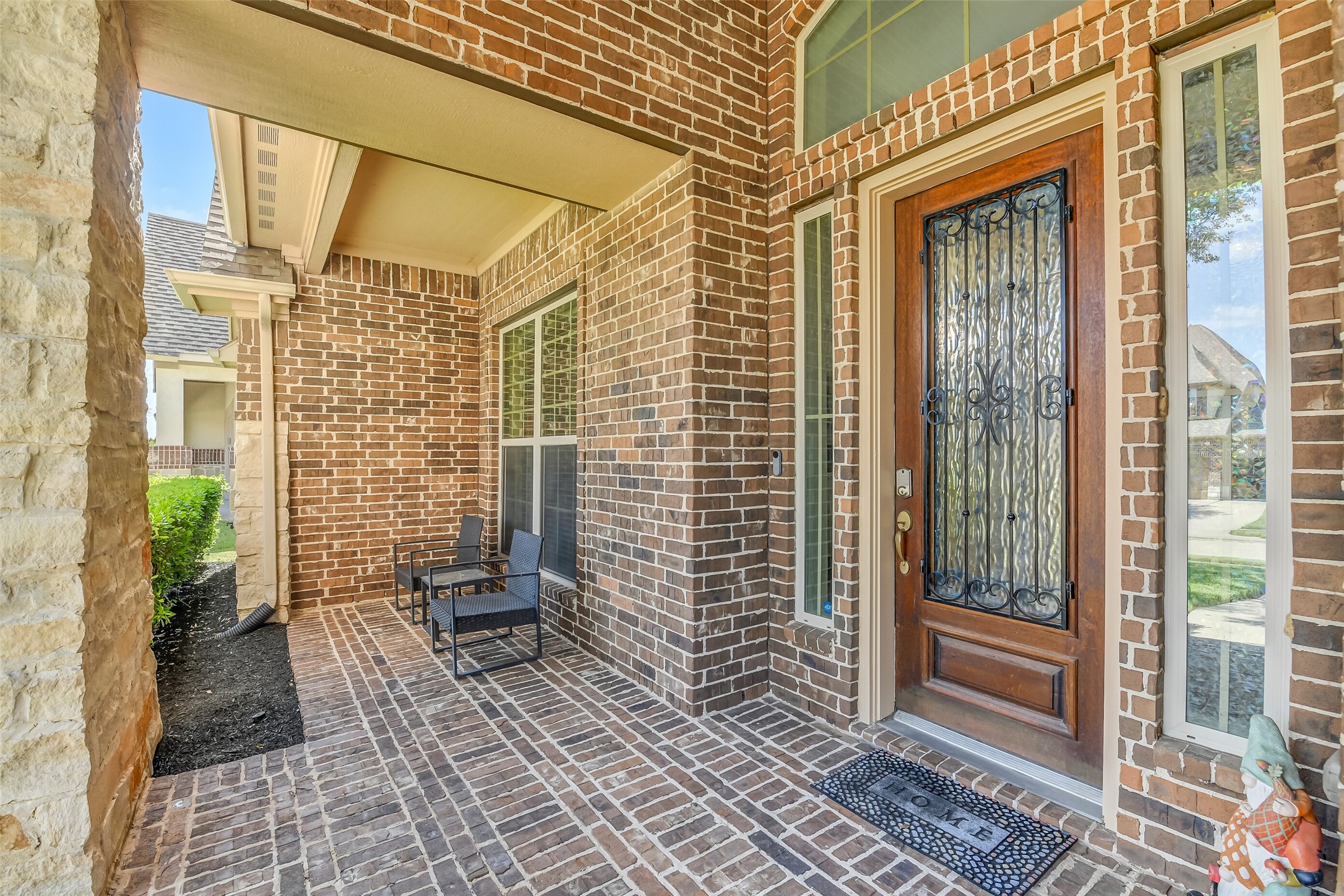 23622 Esperia Street Property Photo 5