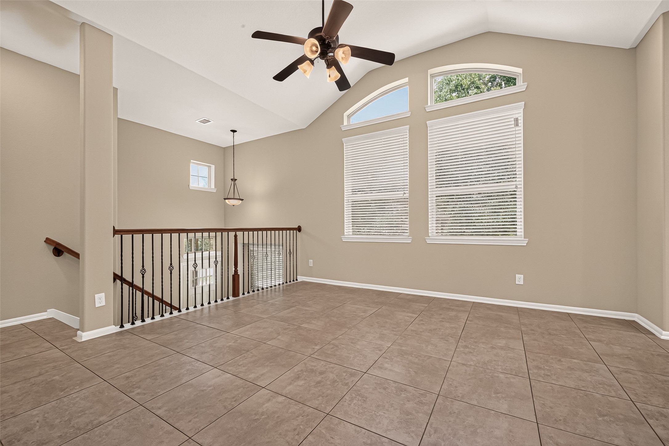 186 Biltmore Loop Property Photo 15