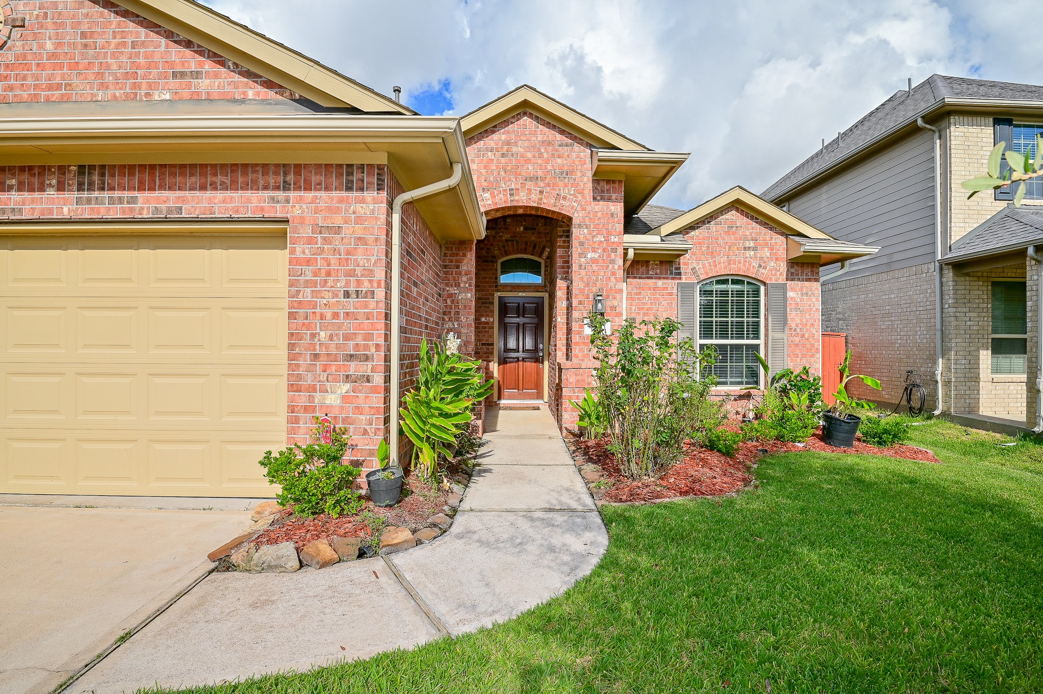 4210 Churchill Place Court Property Photo 3