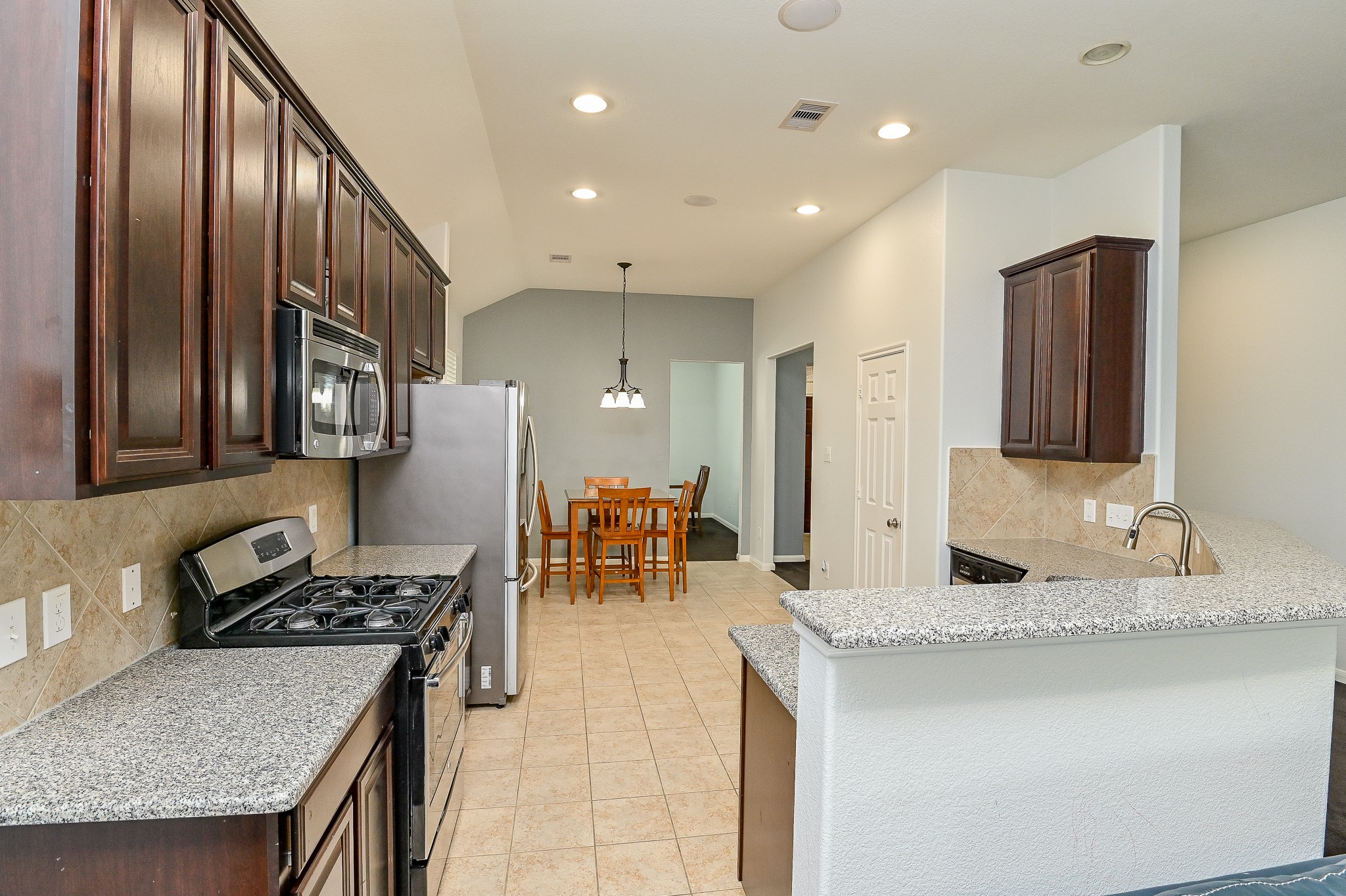 4210 Churchill Place Court Property Photo 13