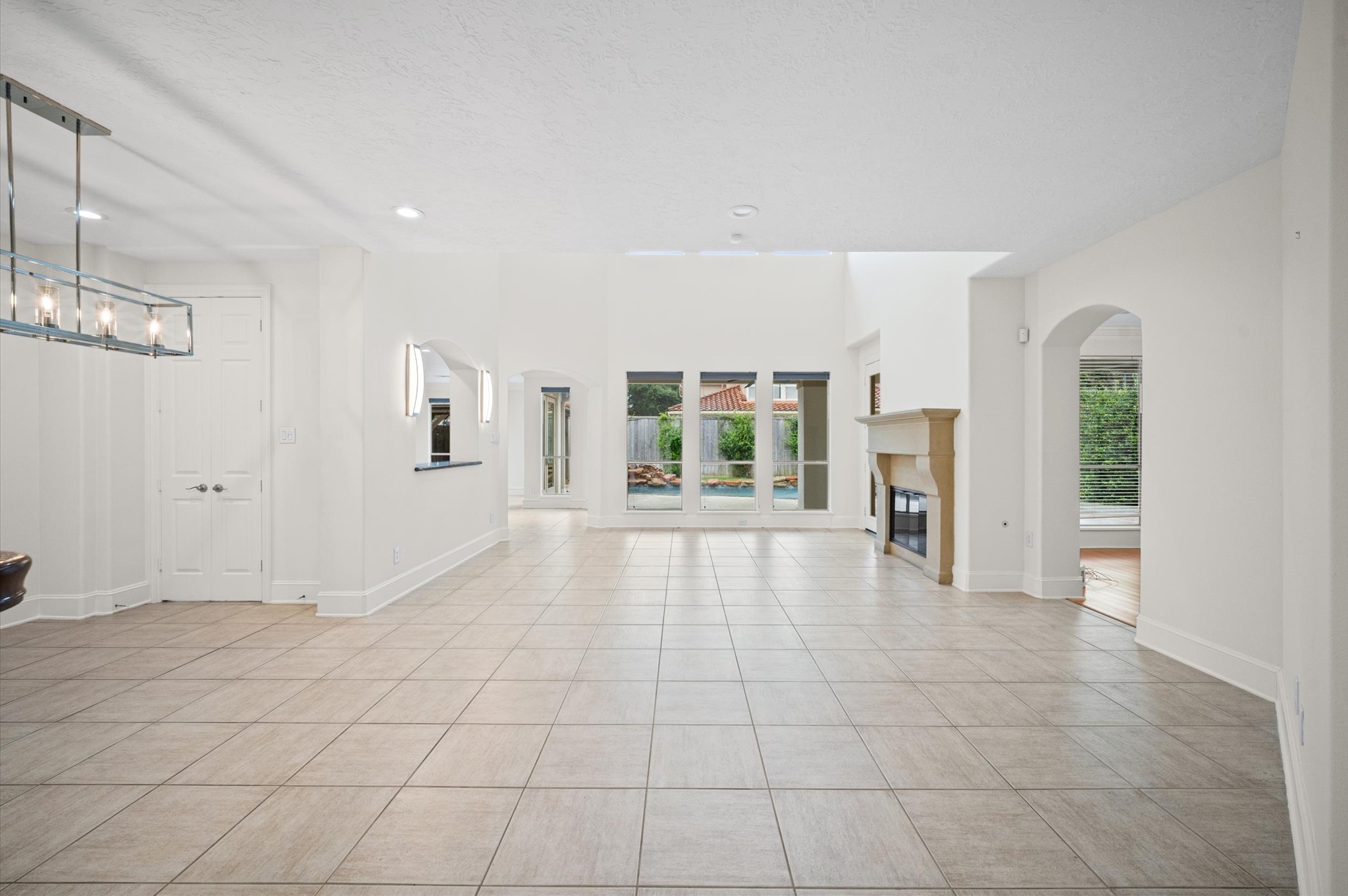 14227 Flower Creek Lane Property Photo 4