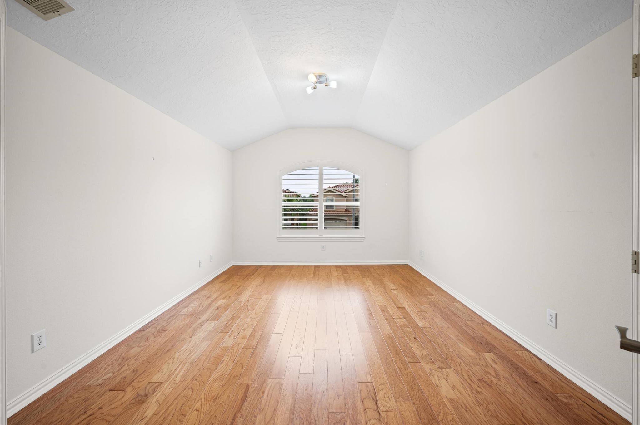 14227 Flower Creek Lane Property Photo 24