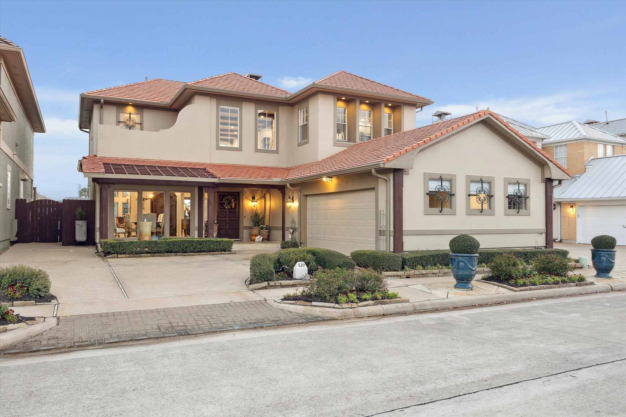 529 Southport Lane Property Photo 1