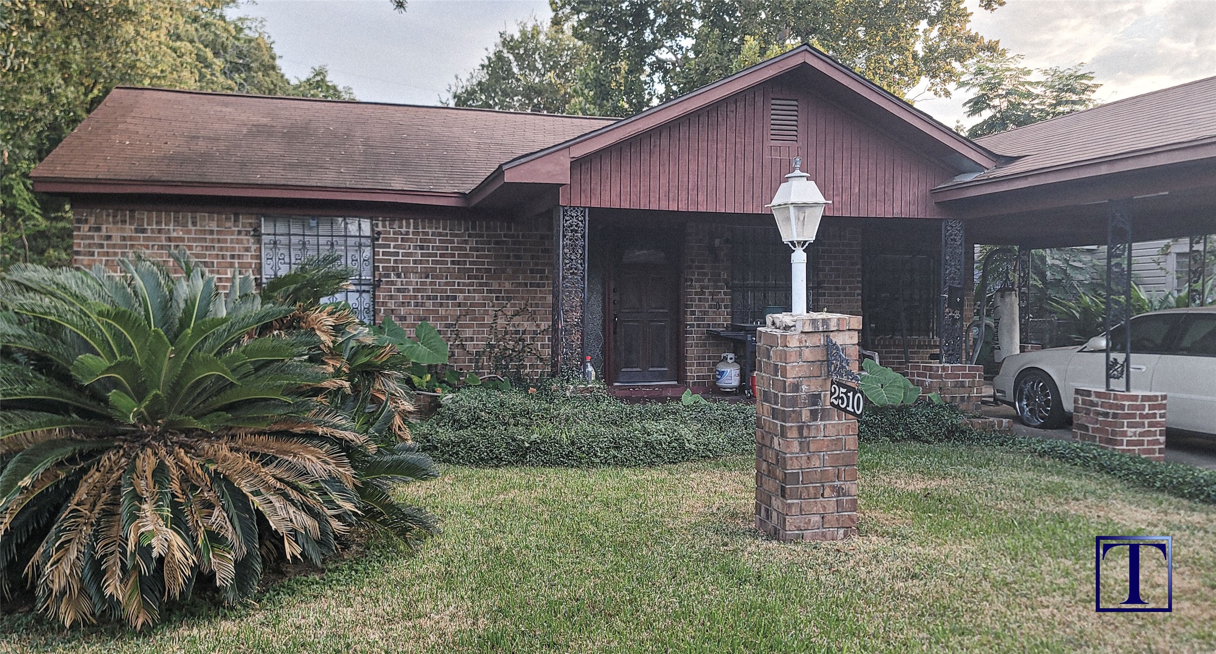 2510 4th Street Property Photo 1