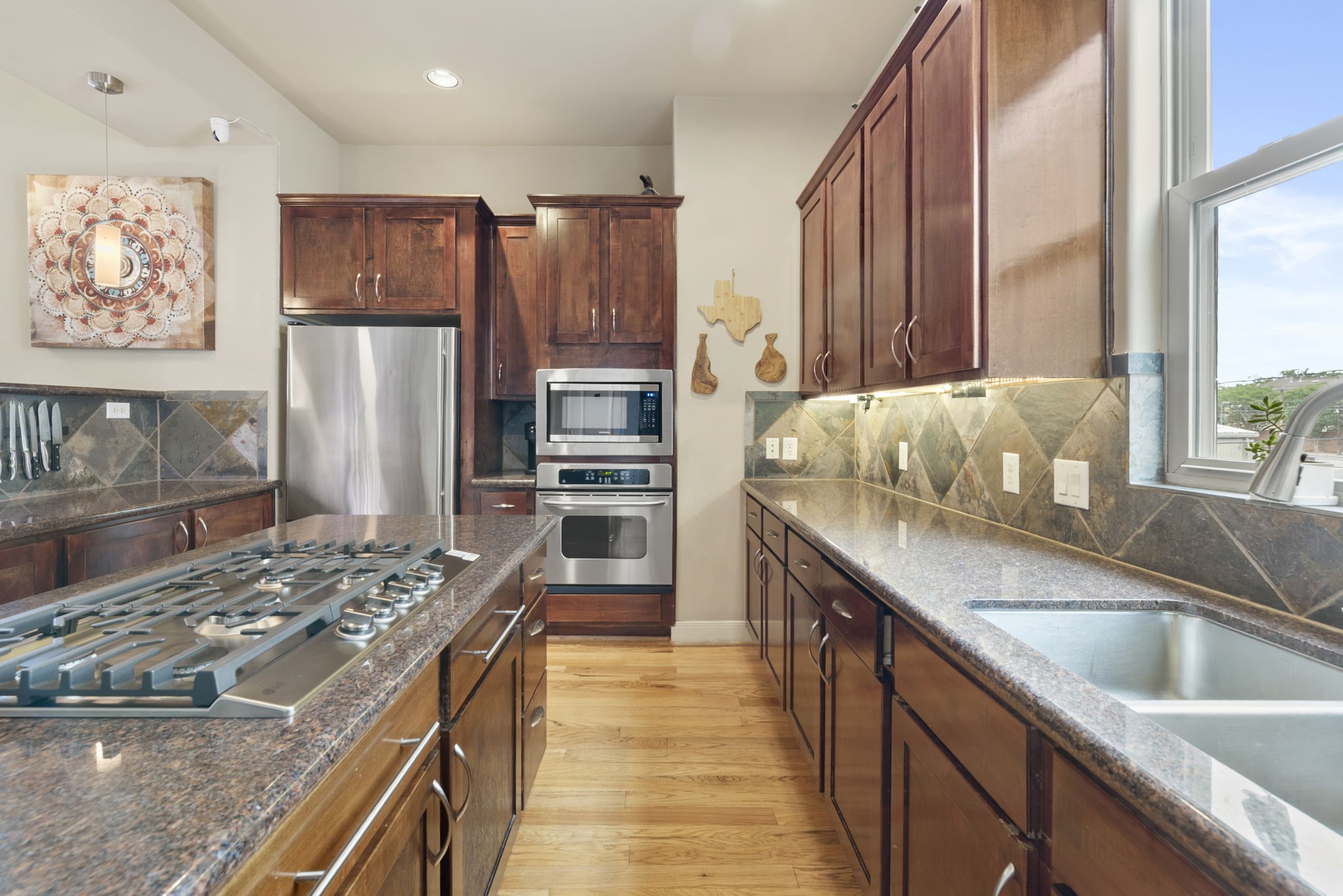 5122 Lillian St Property Photo 16