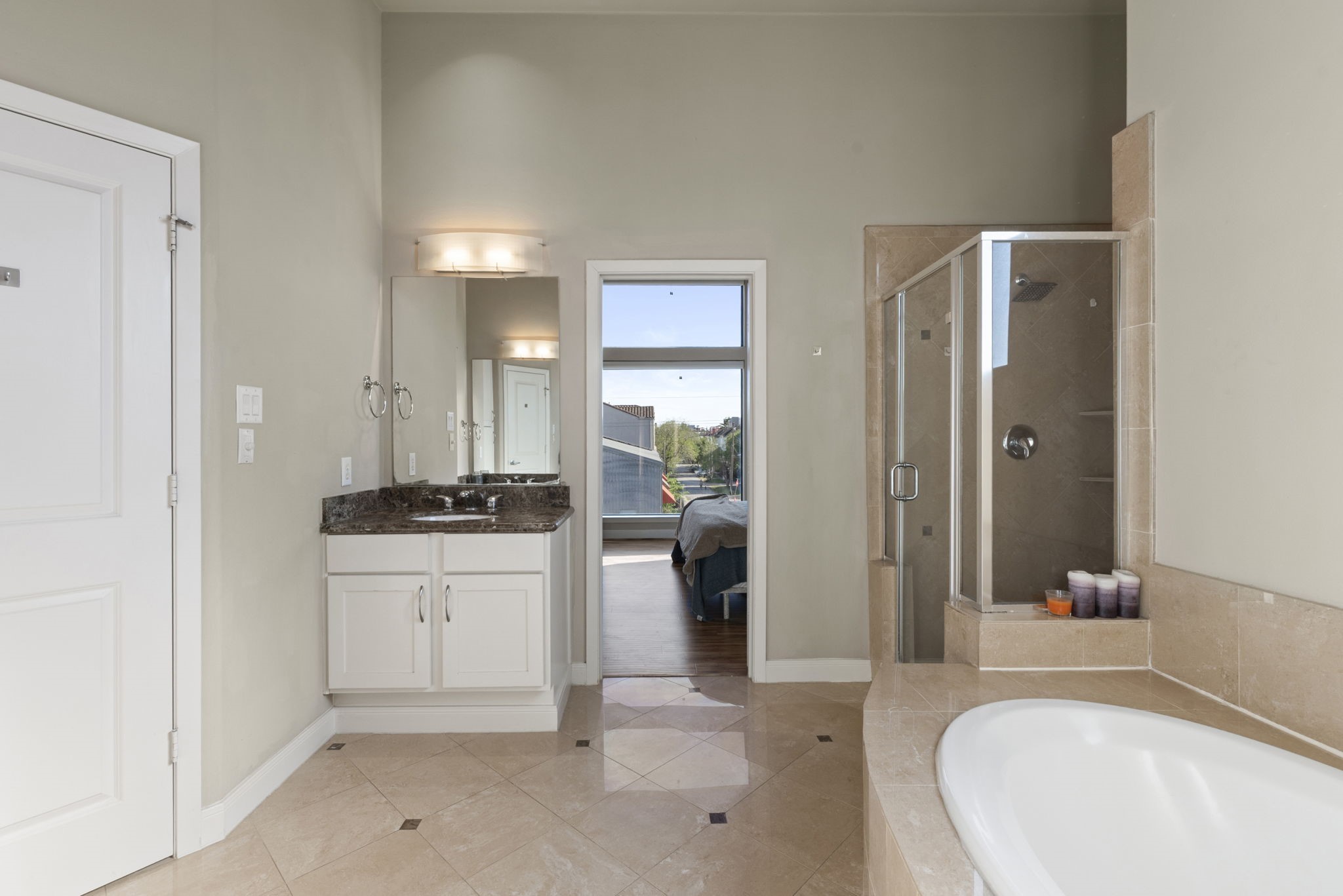5122 Lillian St Property Photo 29