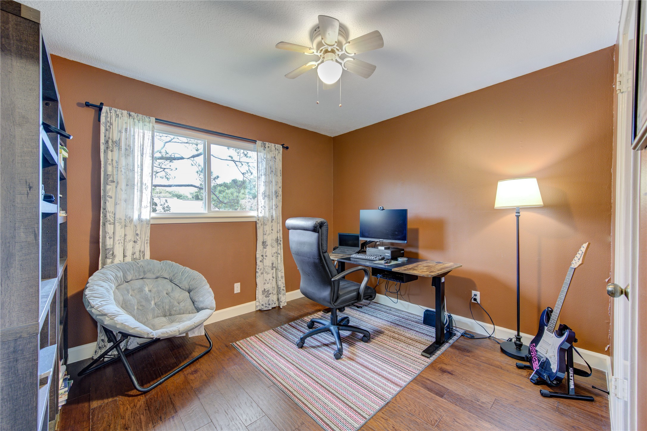 2258 Woodland Springs Street Property Photo 27