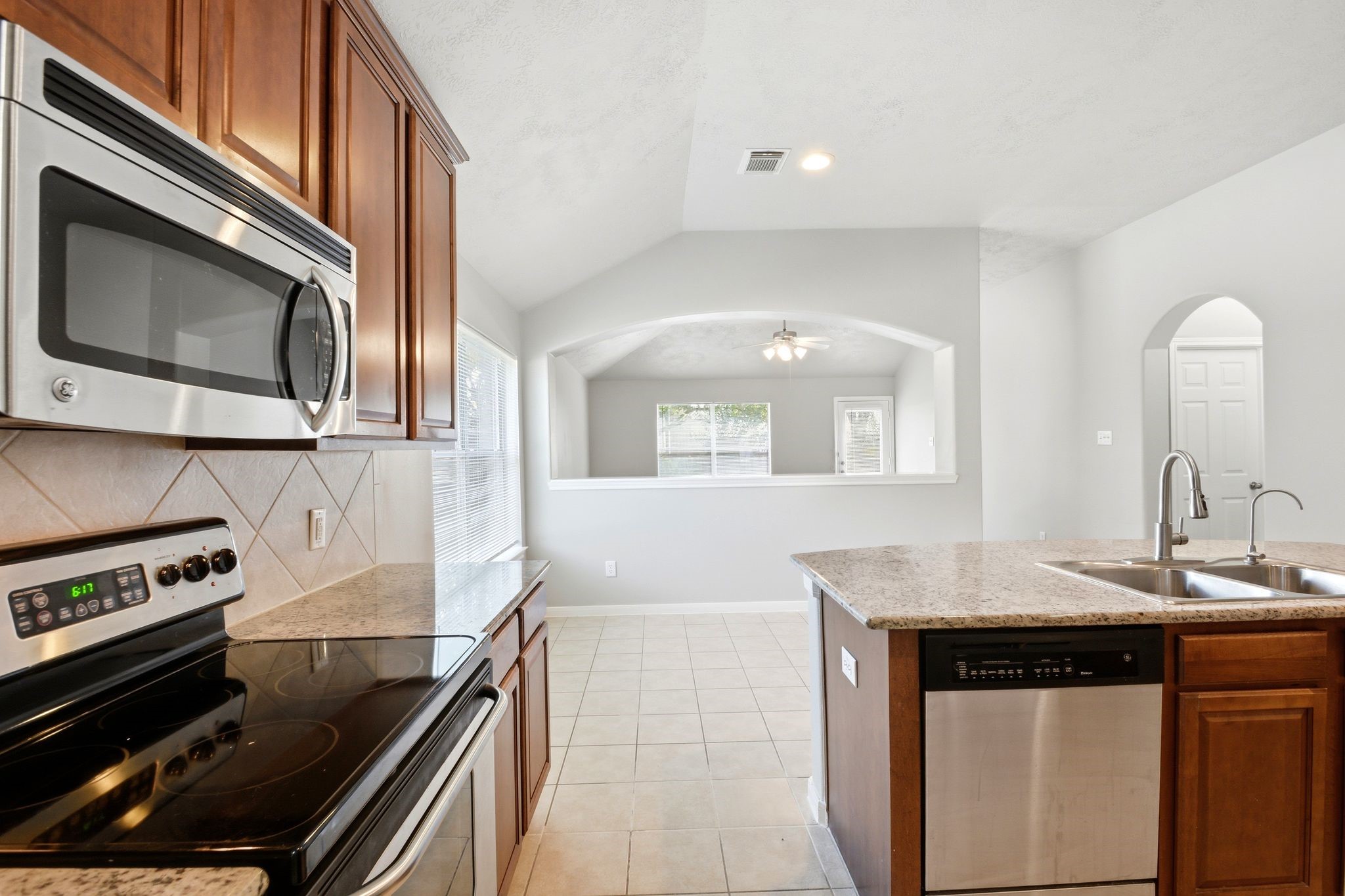 19226 Countryhills Court Property Photo 17