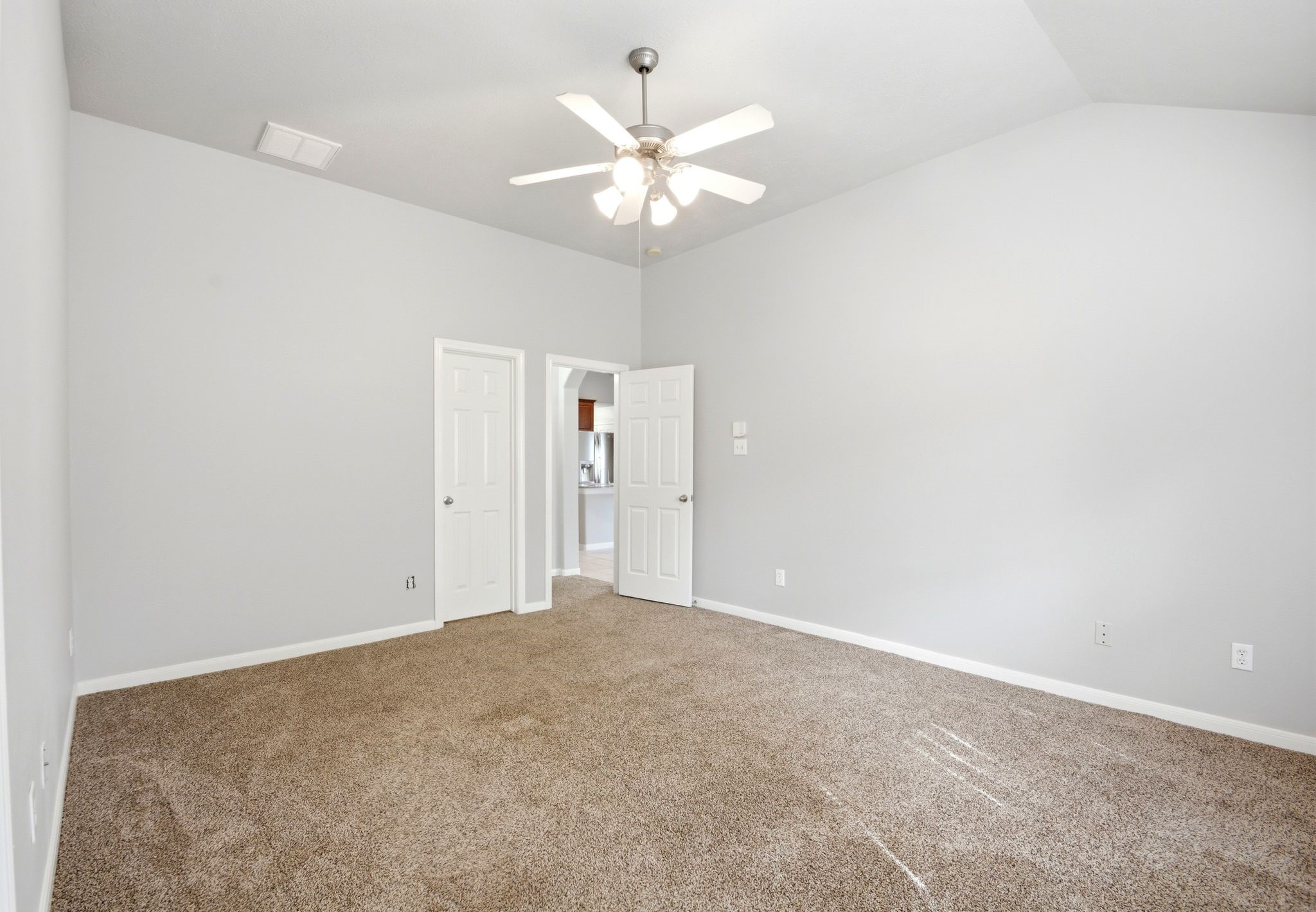 19226 Countryhills Court Property Photo 29