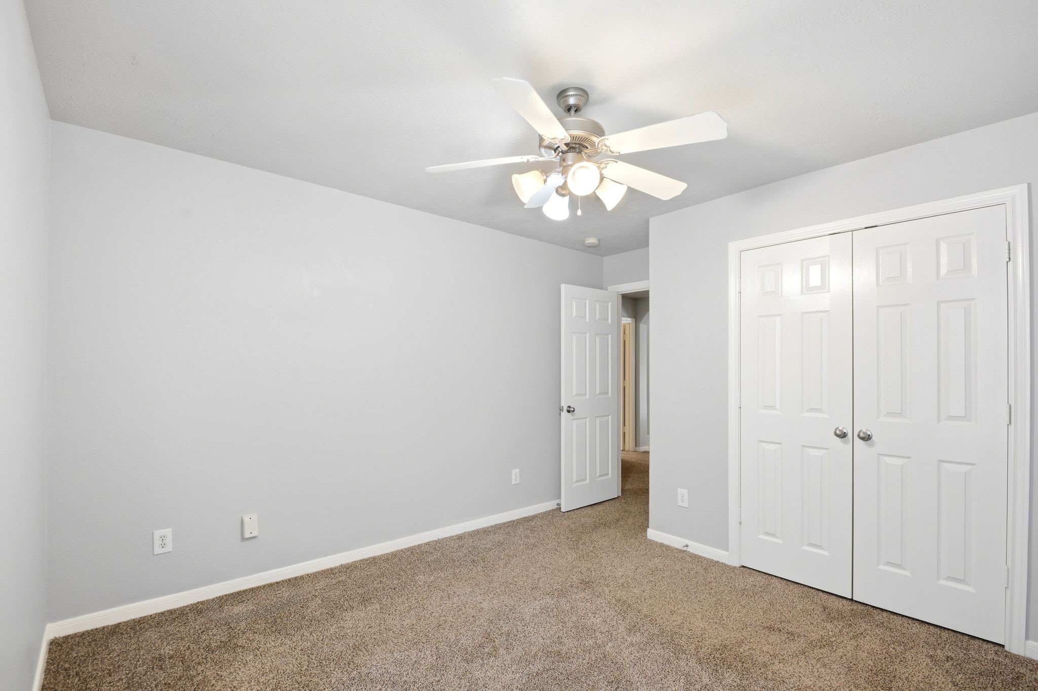 19226 Countryhills Court Property Photo 46